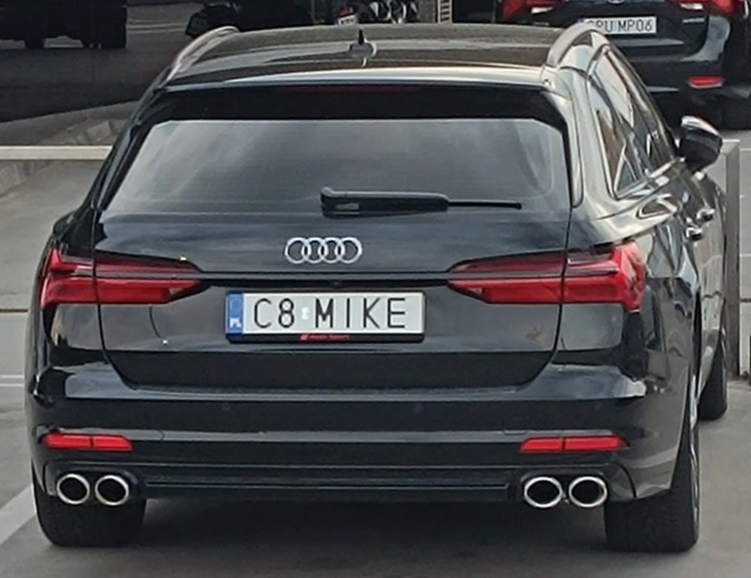 Fajny numer, blacha C8 MIKE