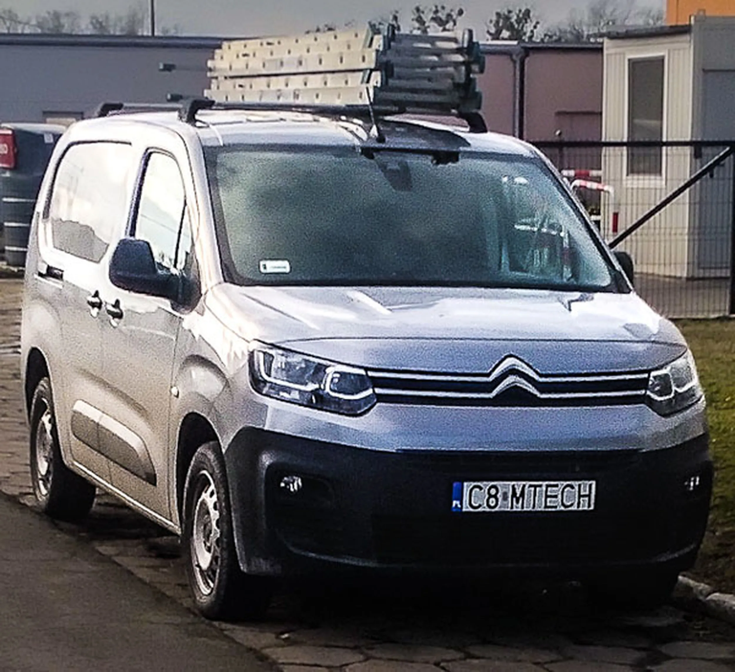 Fajny numer, blacha C8 MTECH