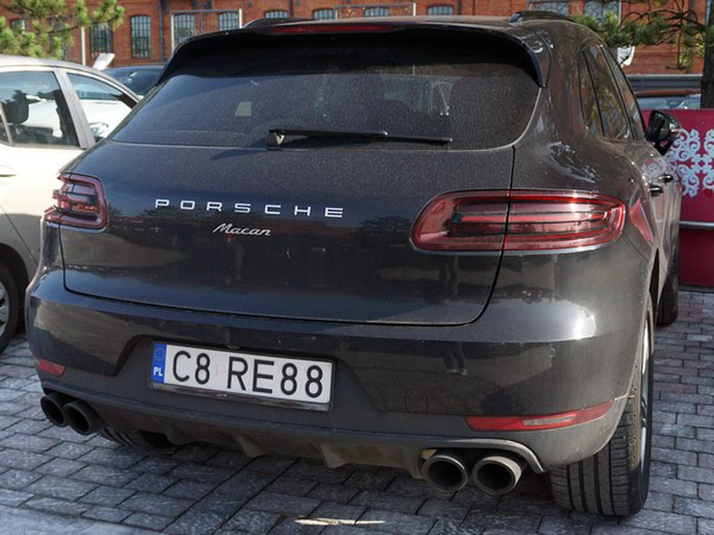 Fajny numer, blacha C8 RE88