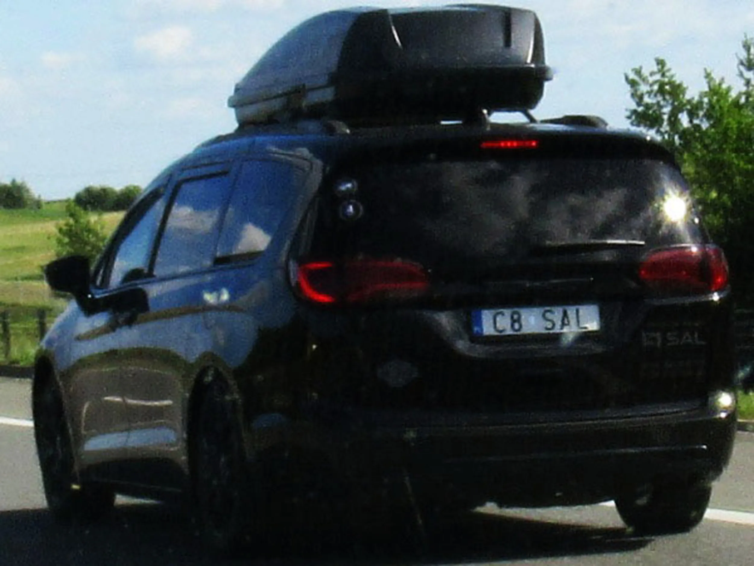 Fajny numer, blacha C8 SAL