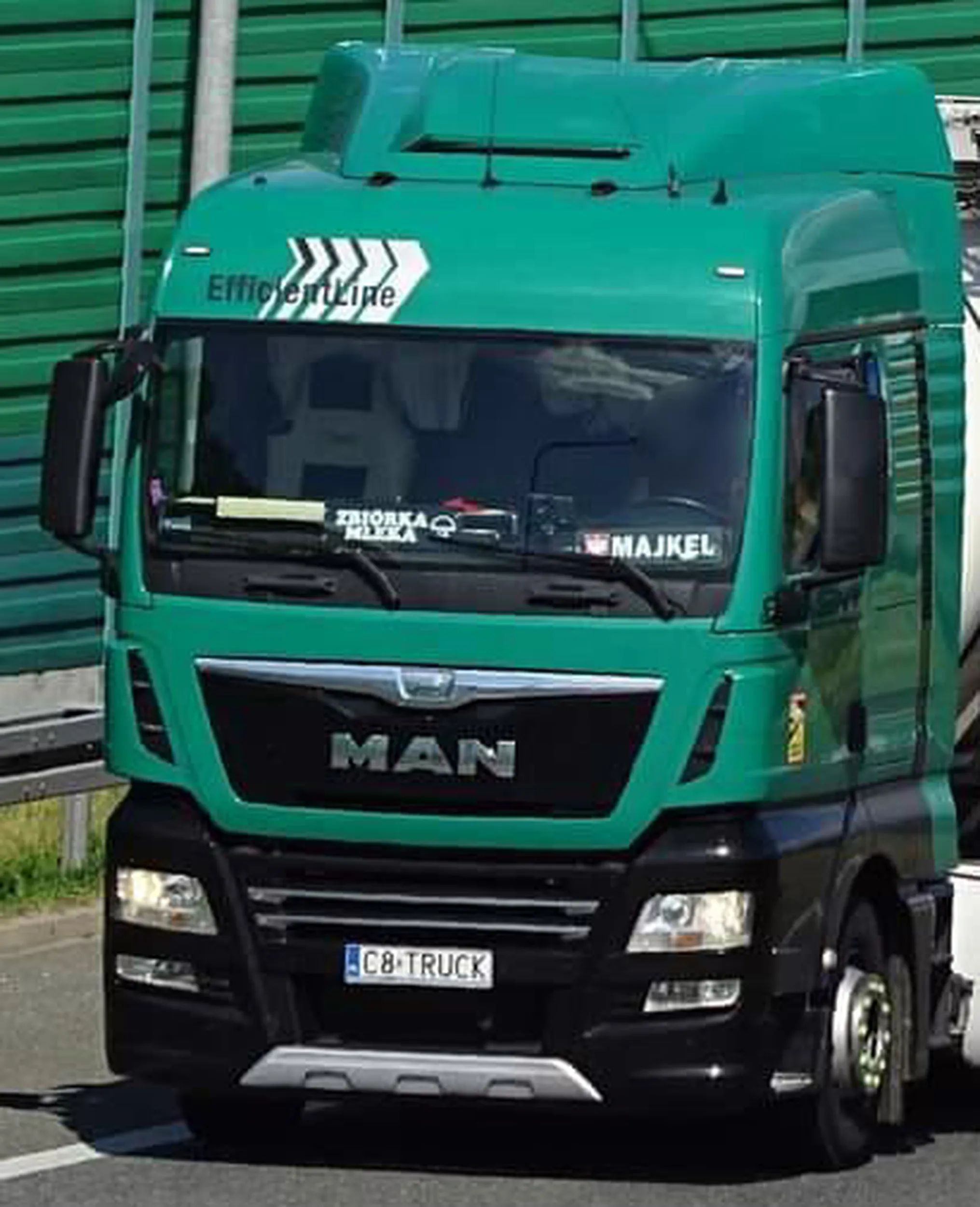 Fajny numer, blacha C8 TRUCK