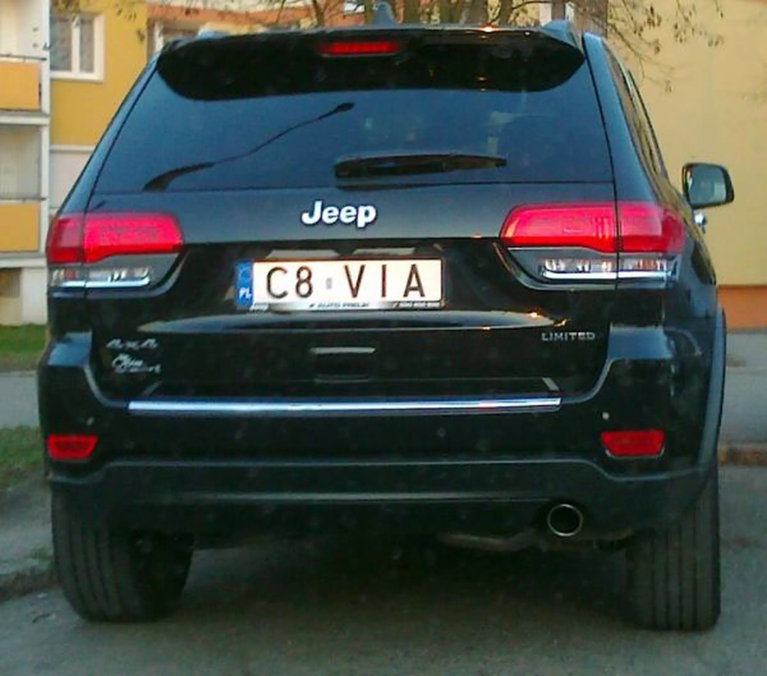 Fajny numer, blacha C8 VIA