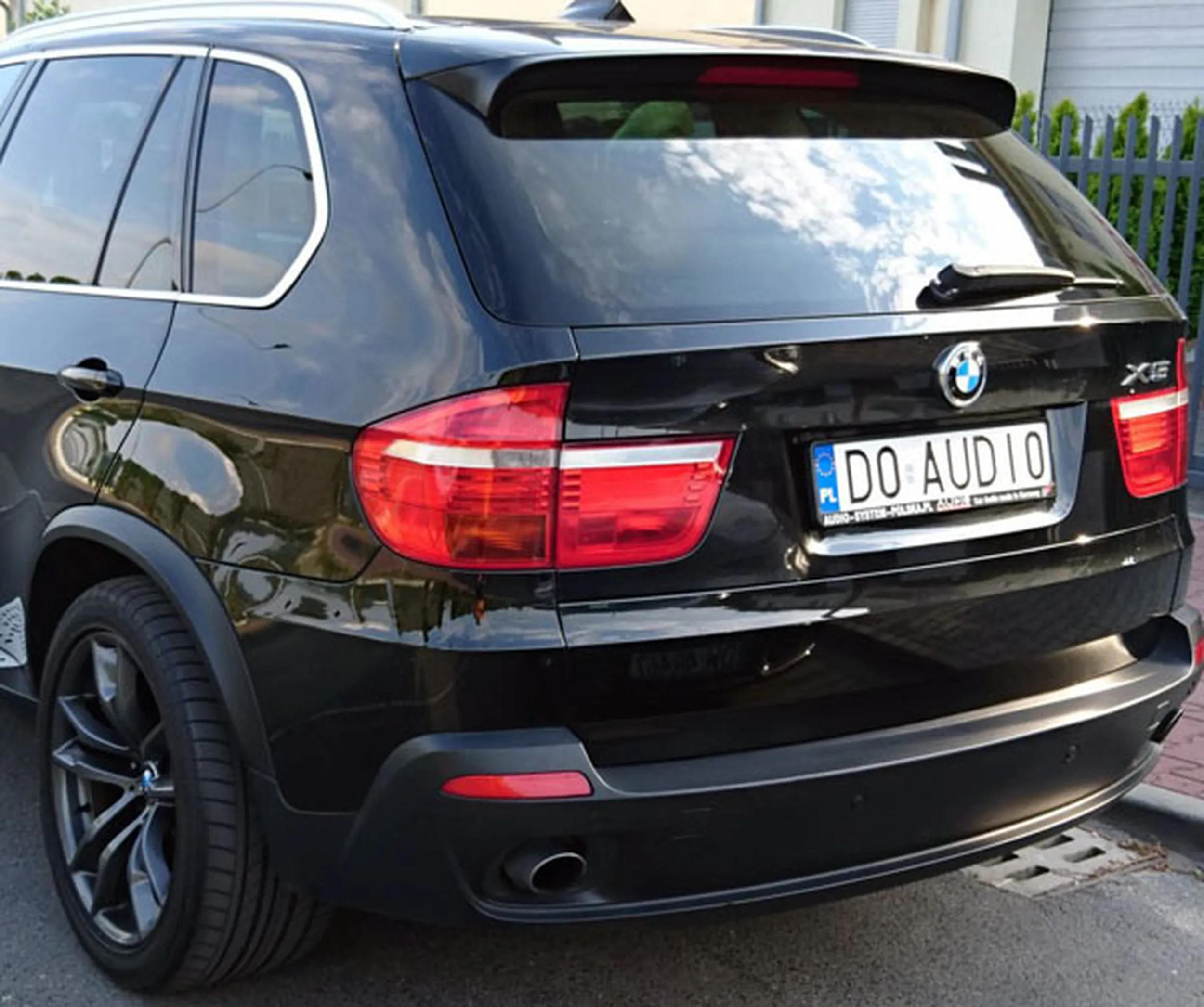 Fajny numer, blacha D0 AUDI0