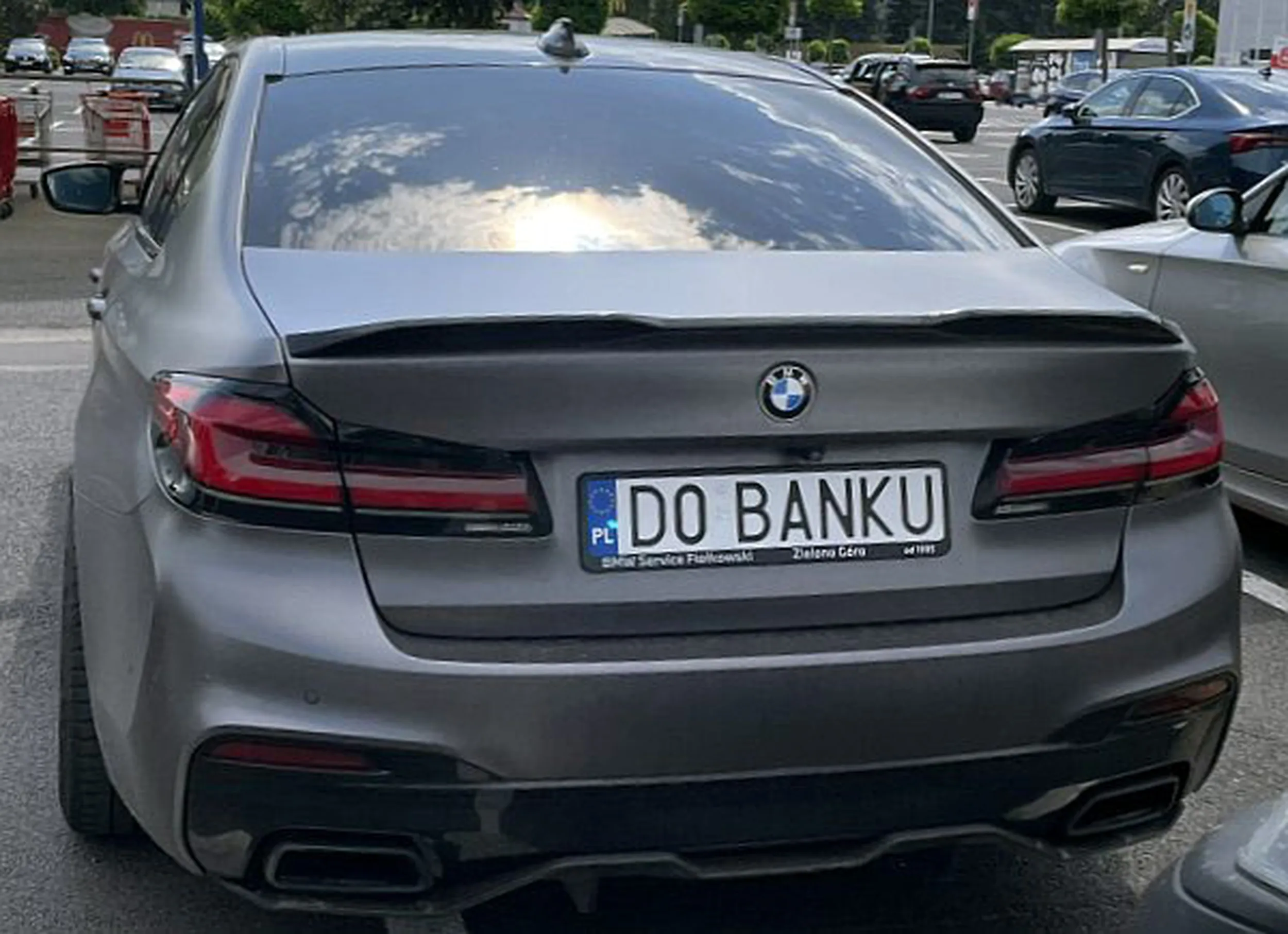 Fajny numer, blacha D0 BANKU