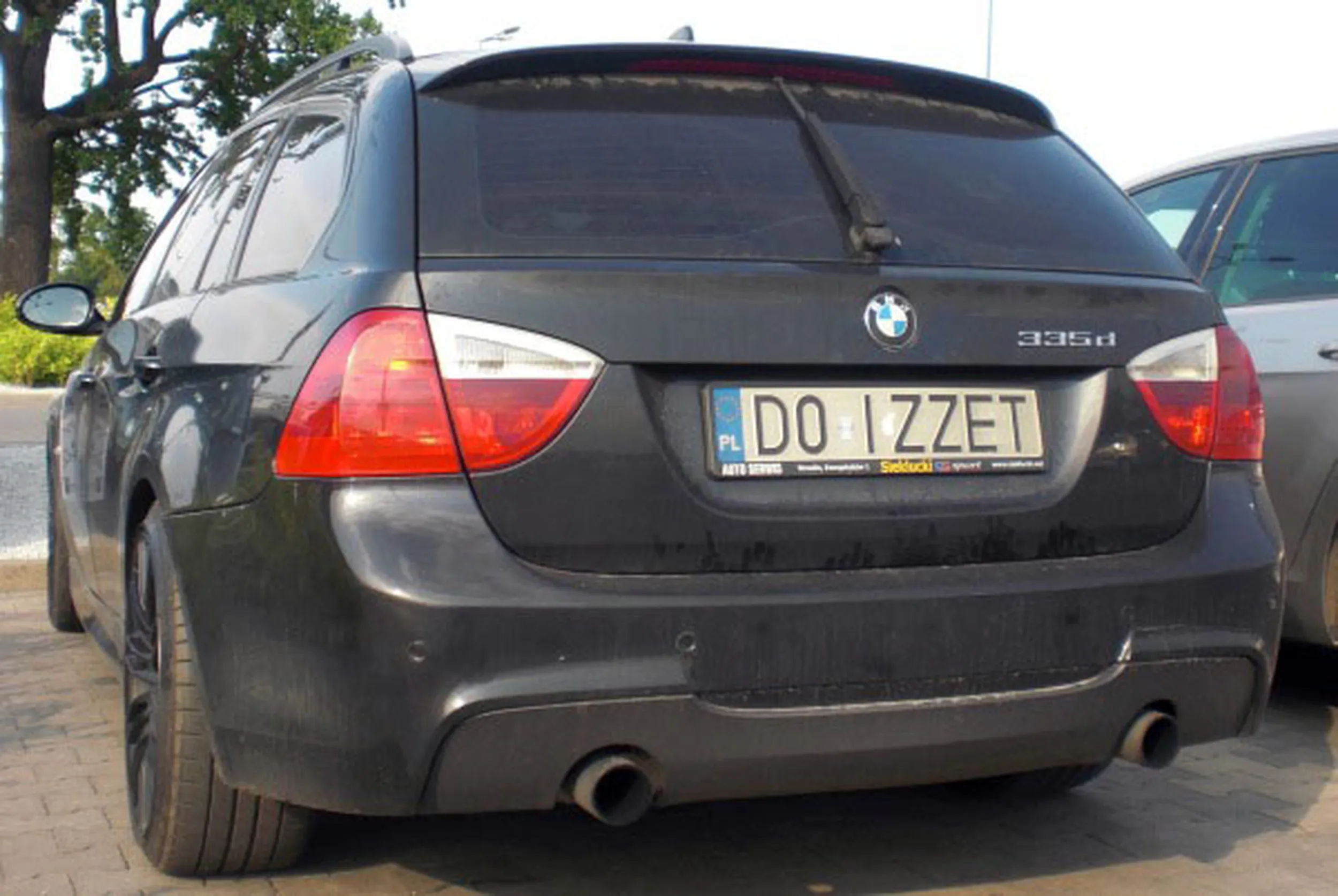 Fajny numer, blacha D0 IZZET