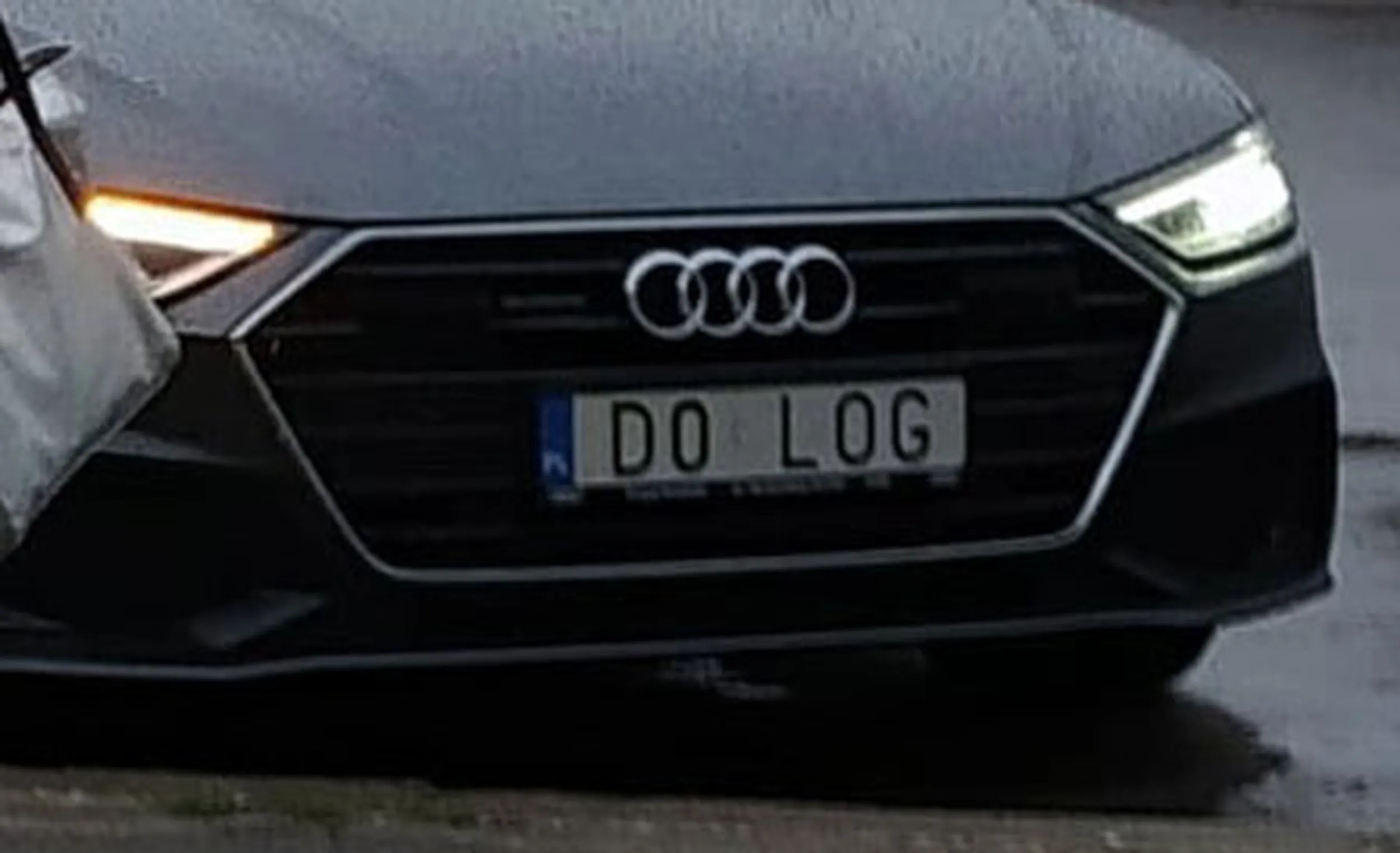 Fajny numer, blacha D0 LOG