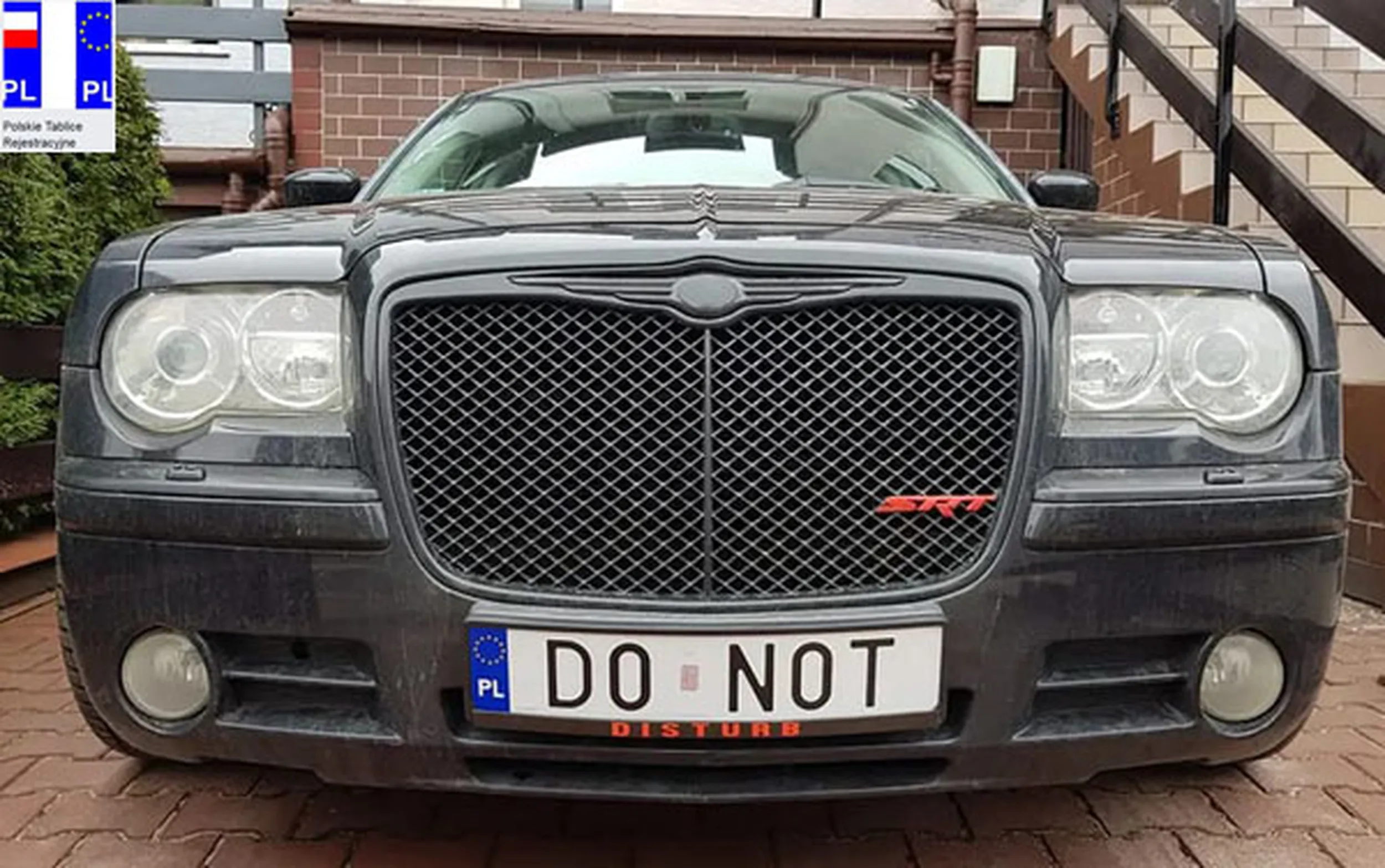 Fajny numer, blacha D0 N0T