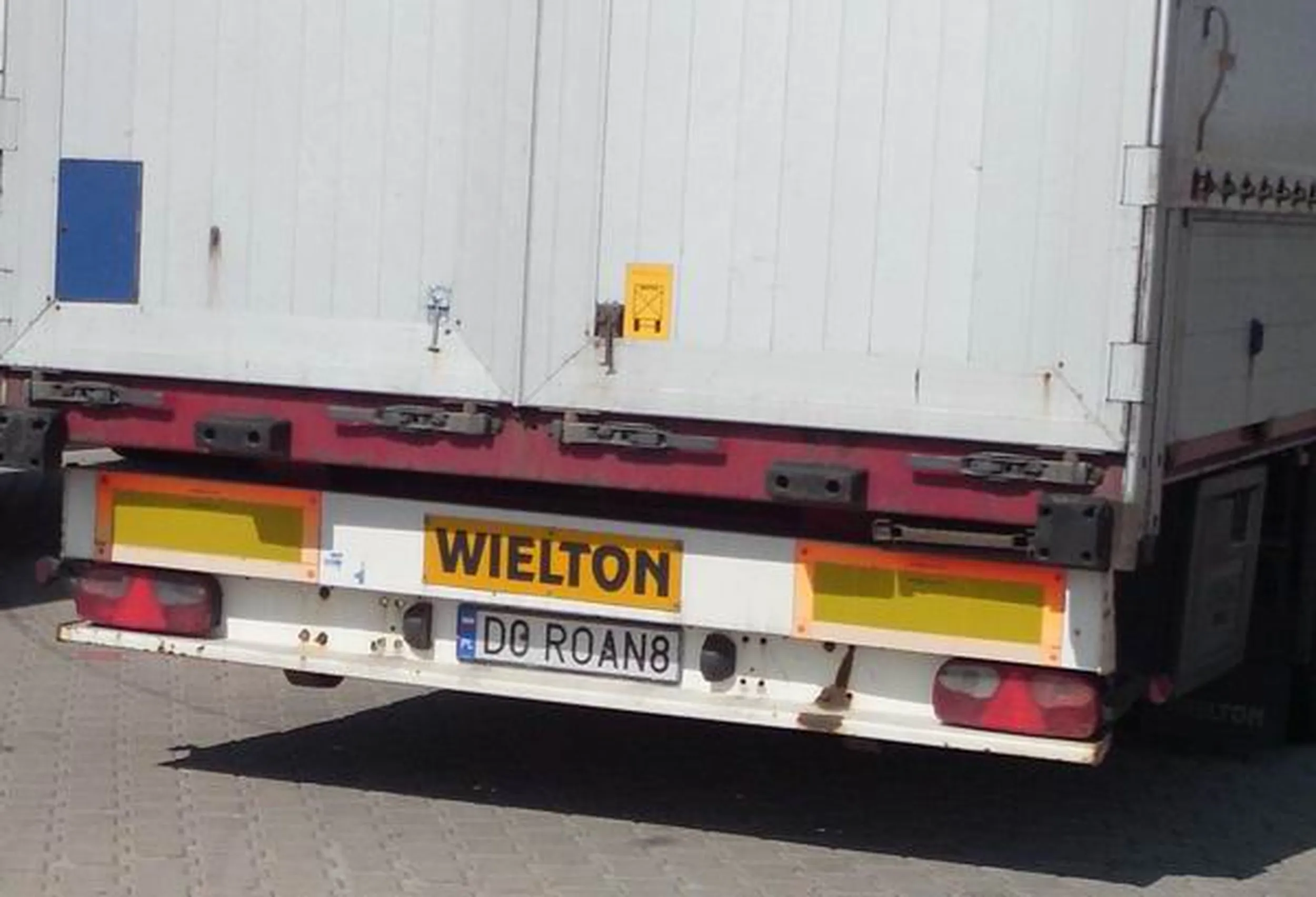 Fajny numer, blacha D0 ROAN8