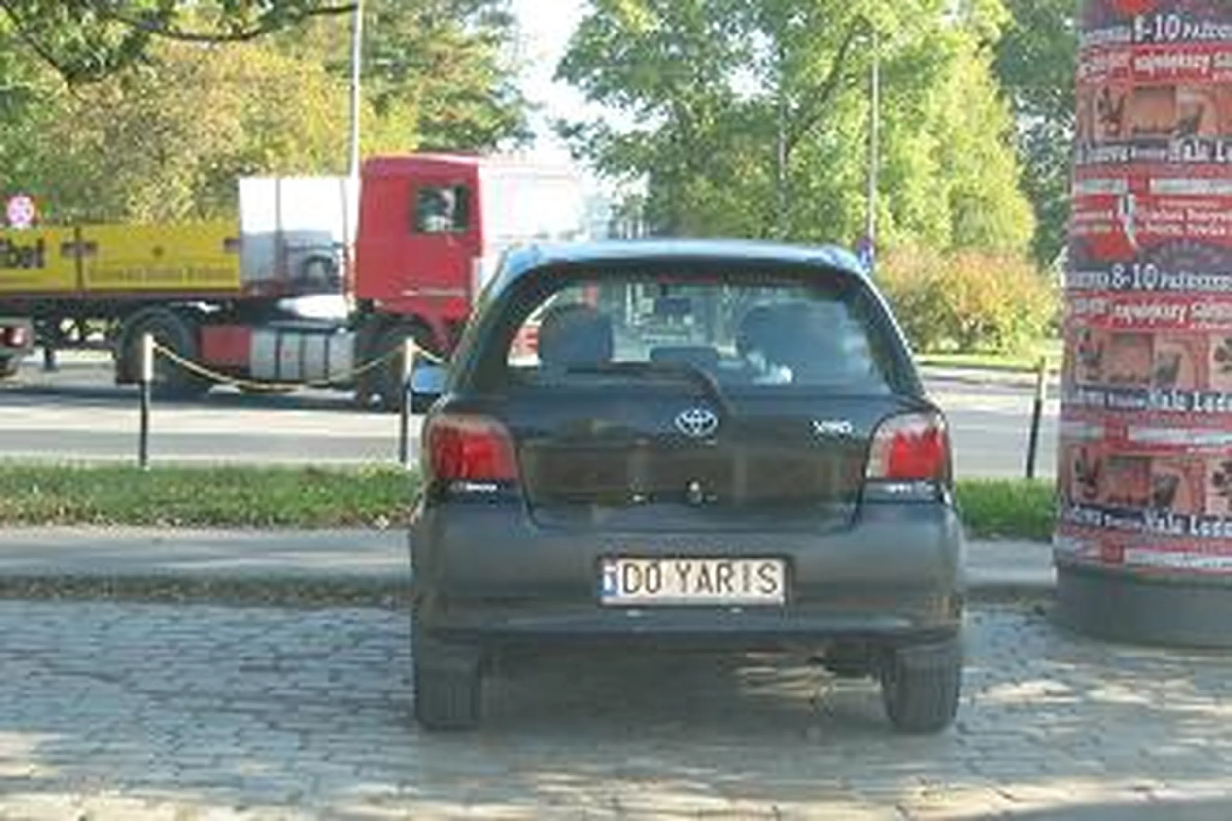 Fajny numer, blacha D0 YARIS