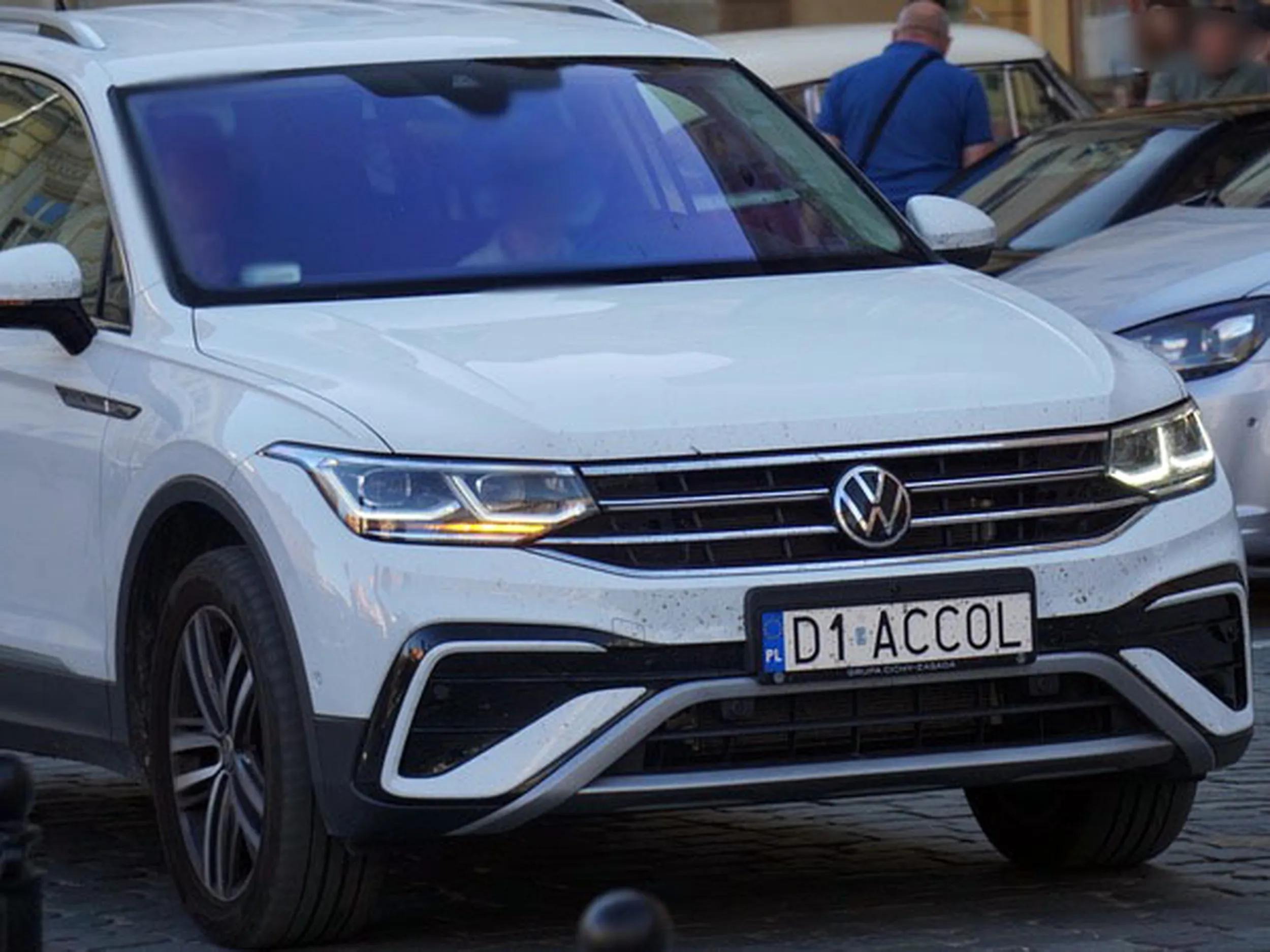 Fajny numer, blacha D1 ACCOL