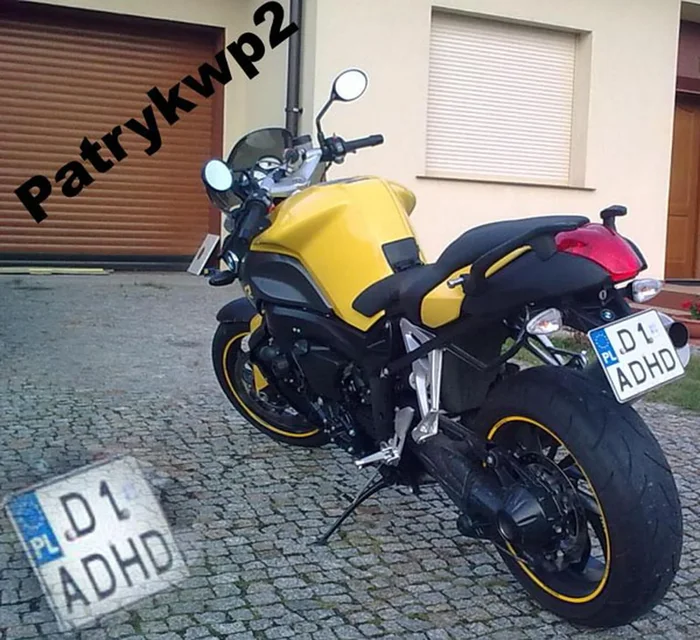 Fajny numer, blacha D1 ADHD