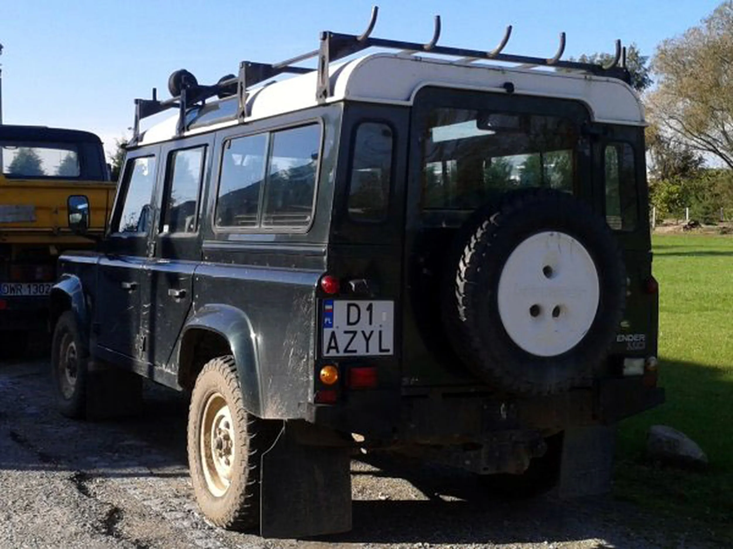 Fajny numer, blacha D1 AZYL