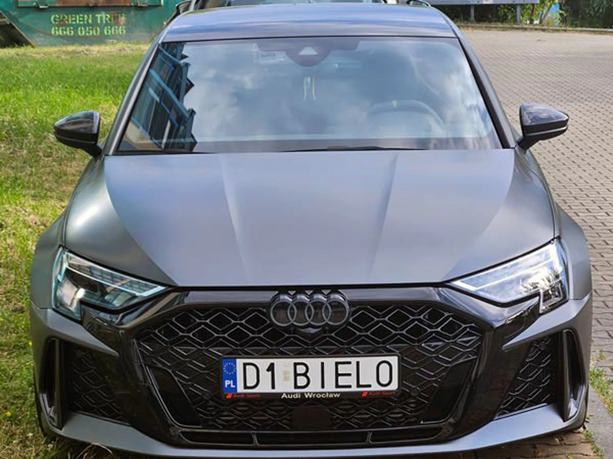 Fajny numer, blacha D1 BIELO