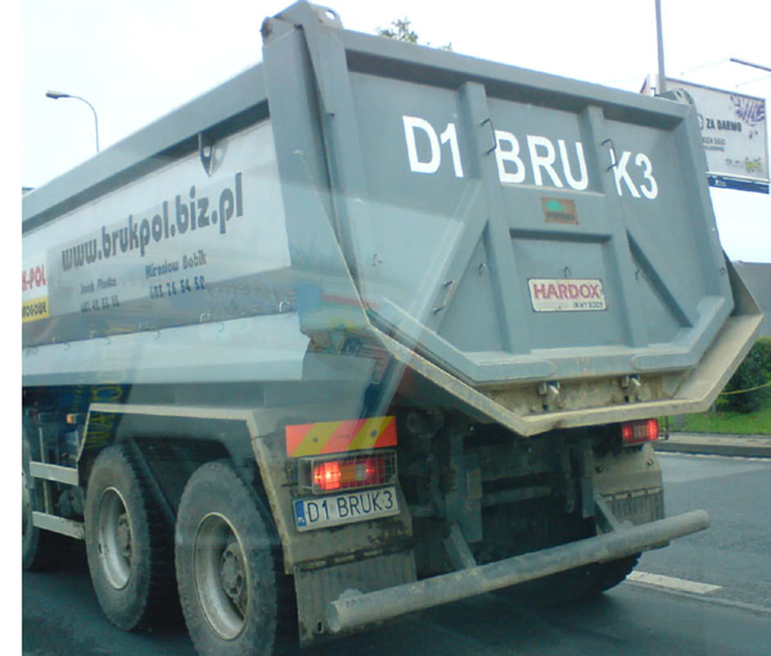 Fajny numer, blacha D1 BRUK3