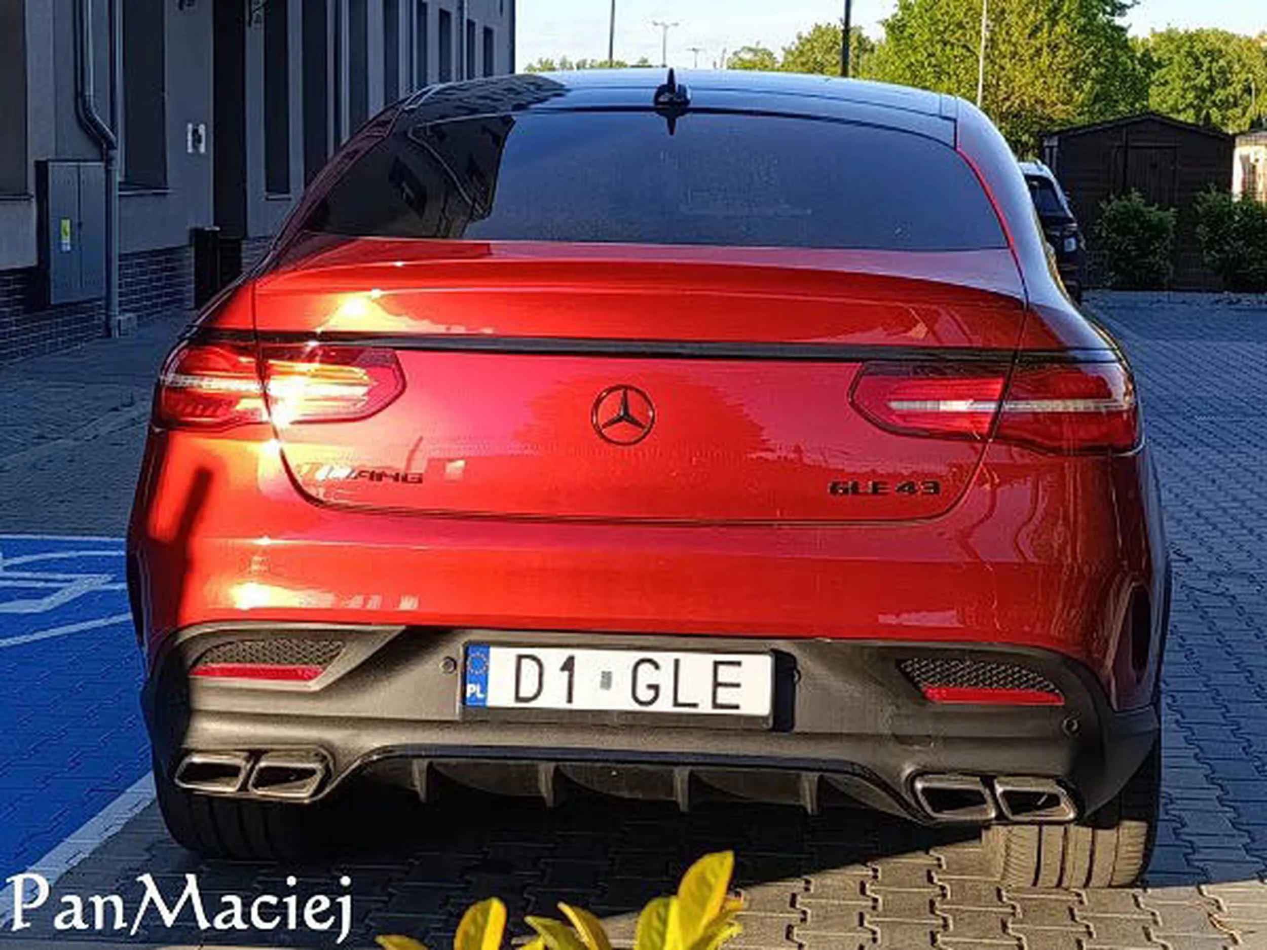 Fajny numer, blacha D1 GLE