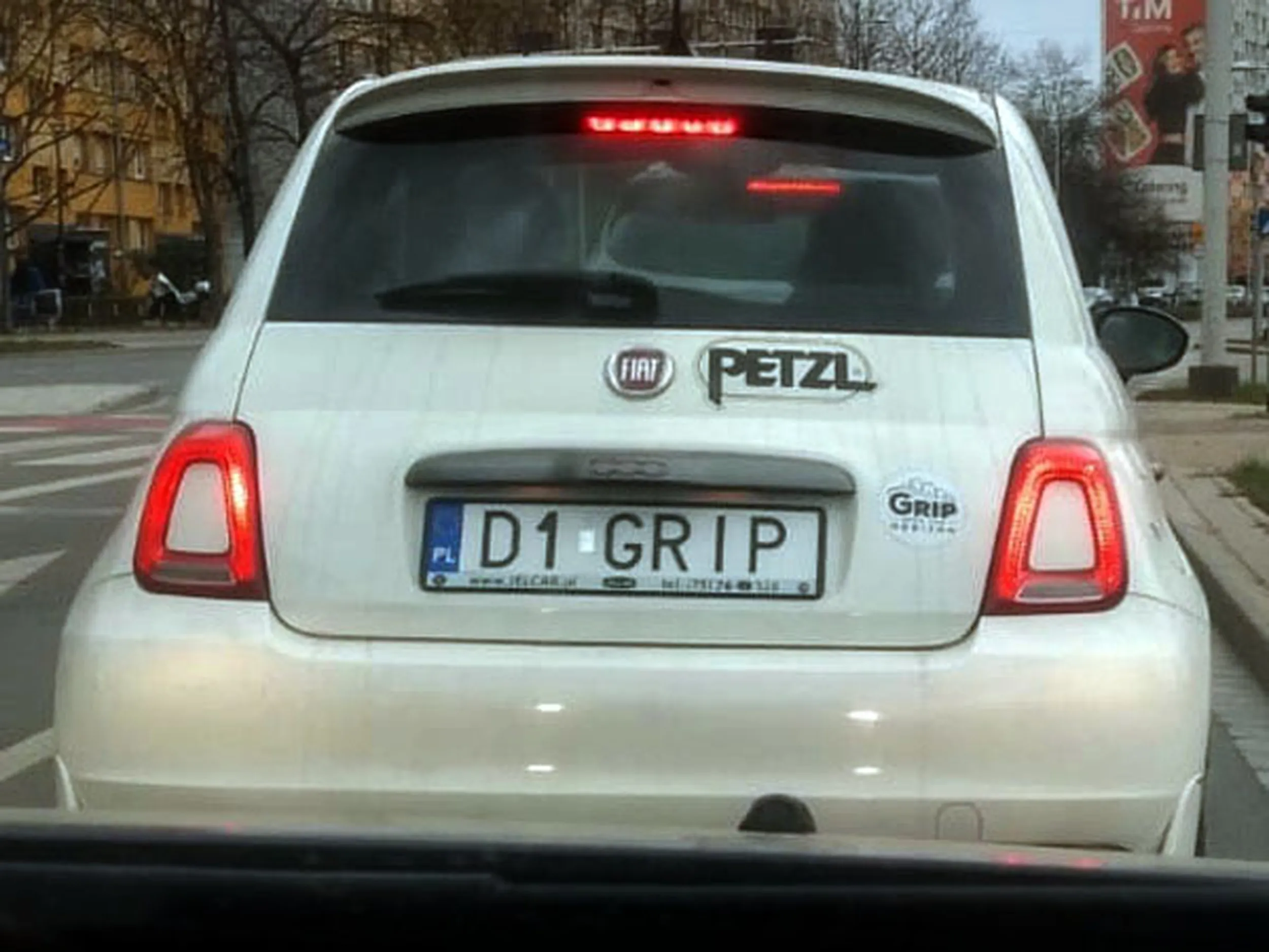 Fajny numer, blacha D1 GRIP