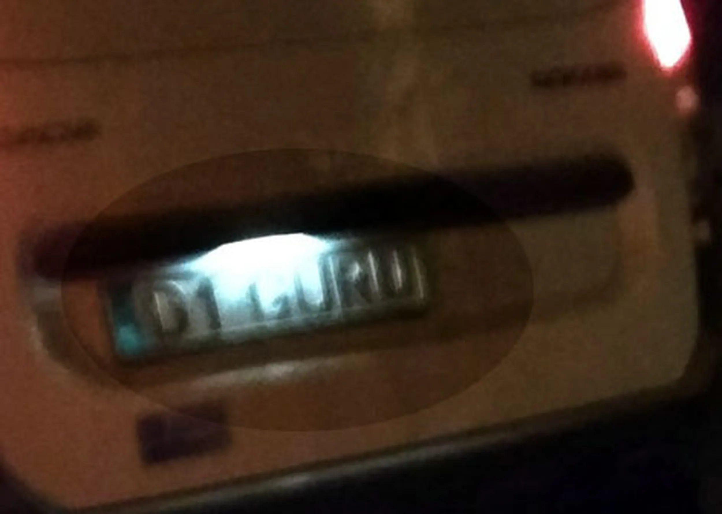 Fajny numer, blacha D1 GURU