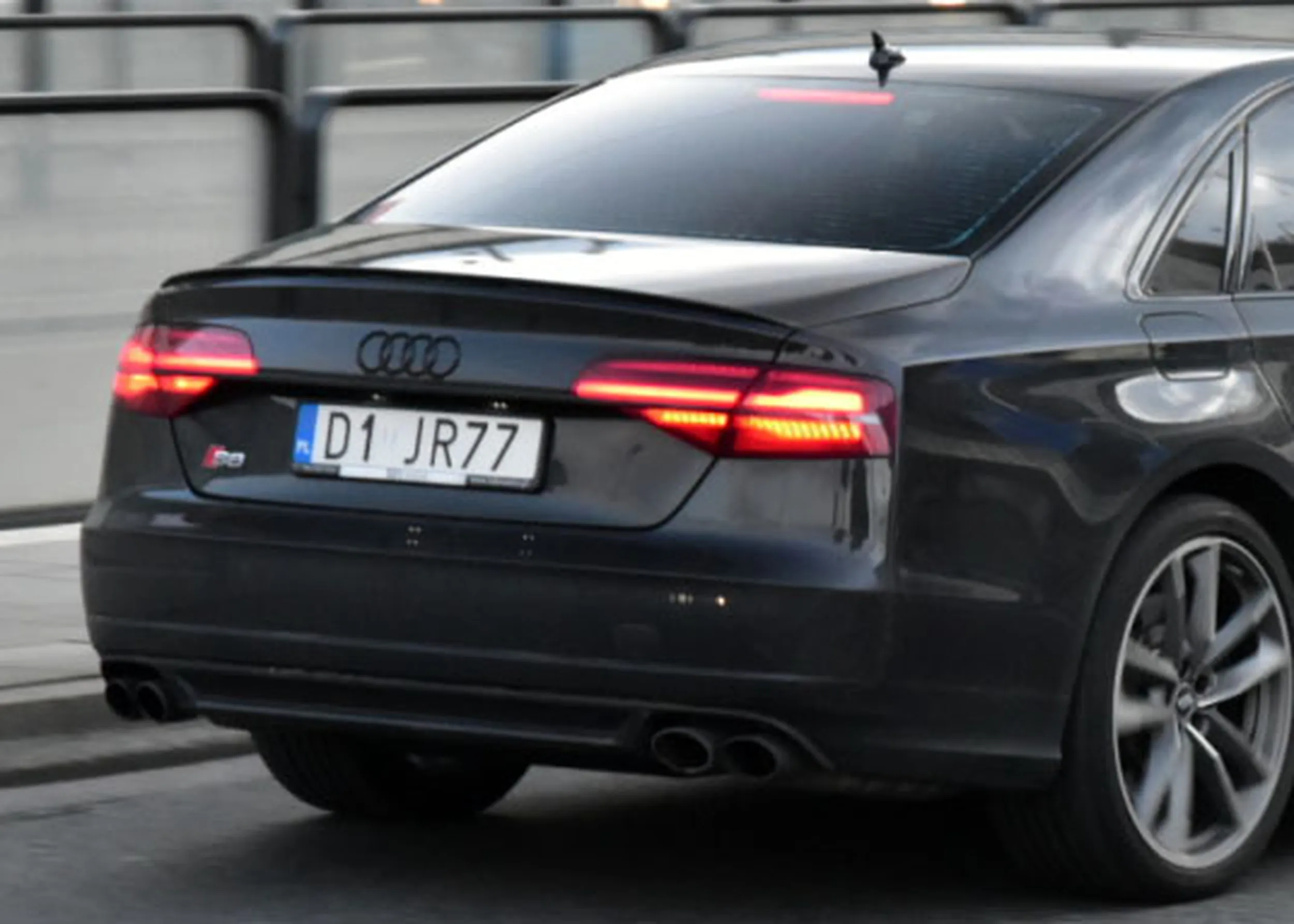 Fajny numer, blacha D1 JR77