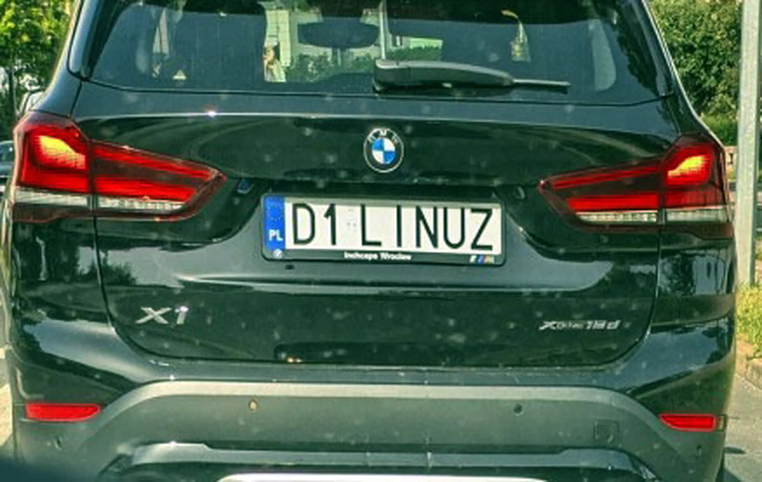 Fajny numer, blacha D1 LINUZ