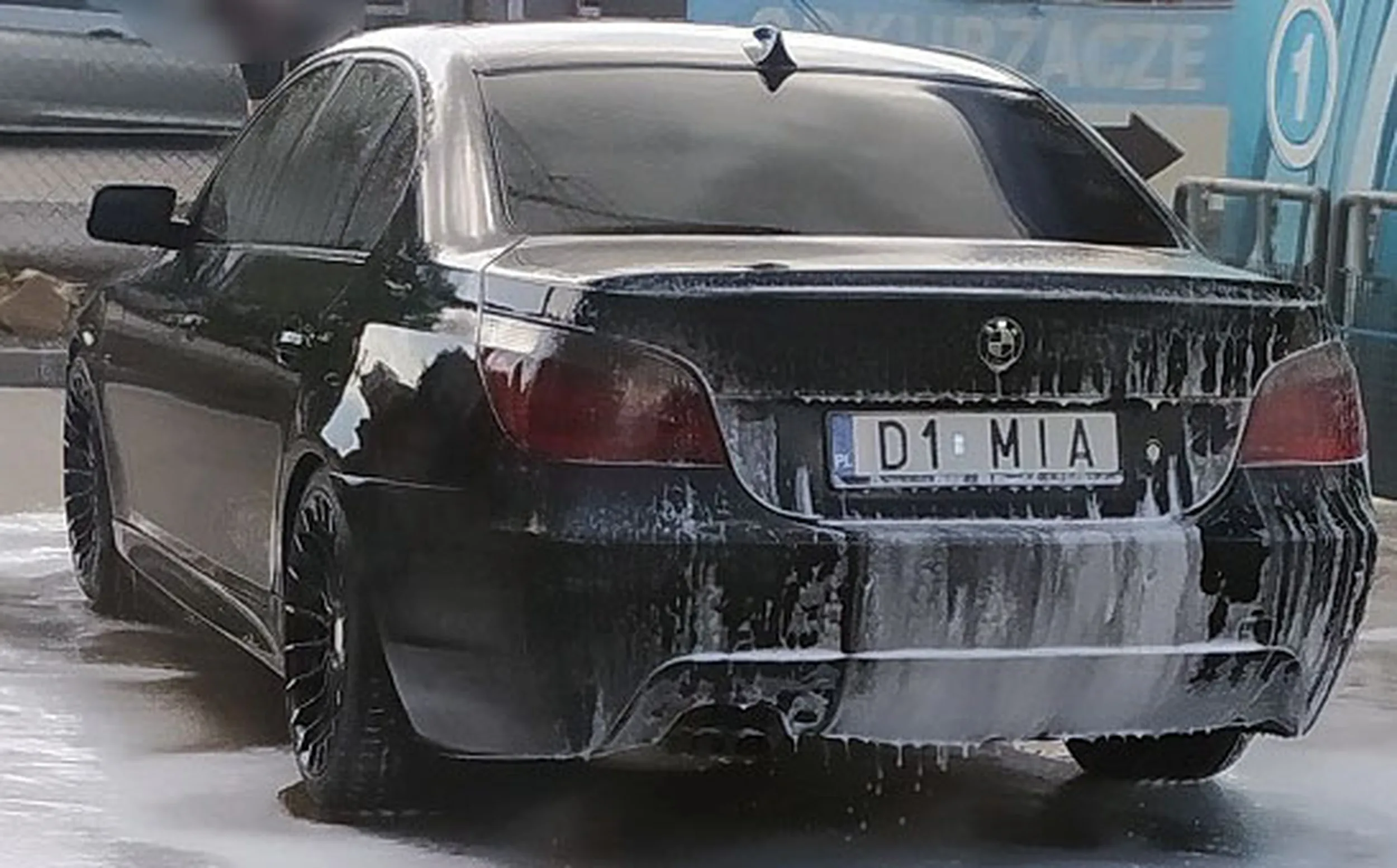 Fajny numer, blacha D1 MIA