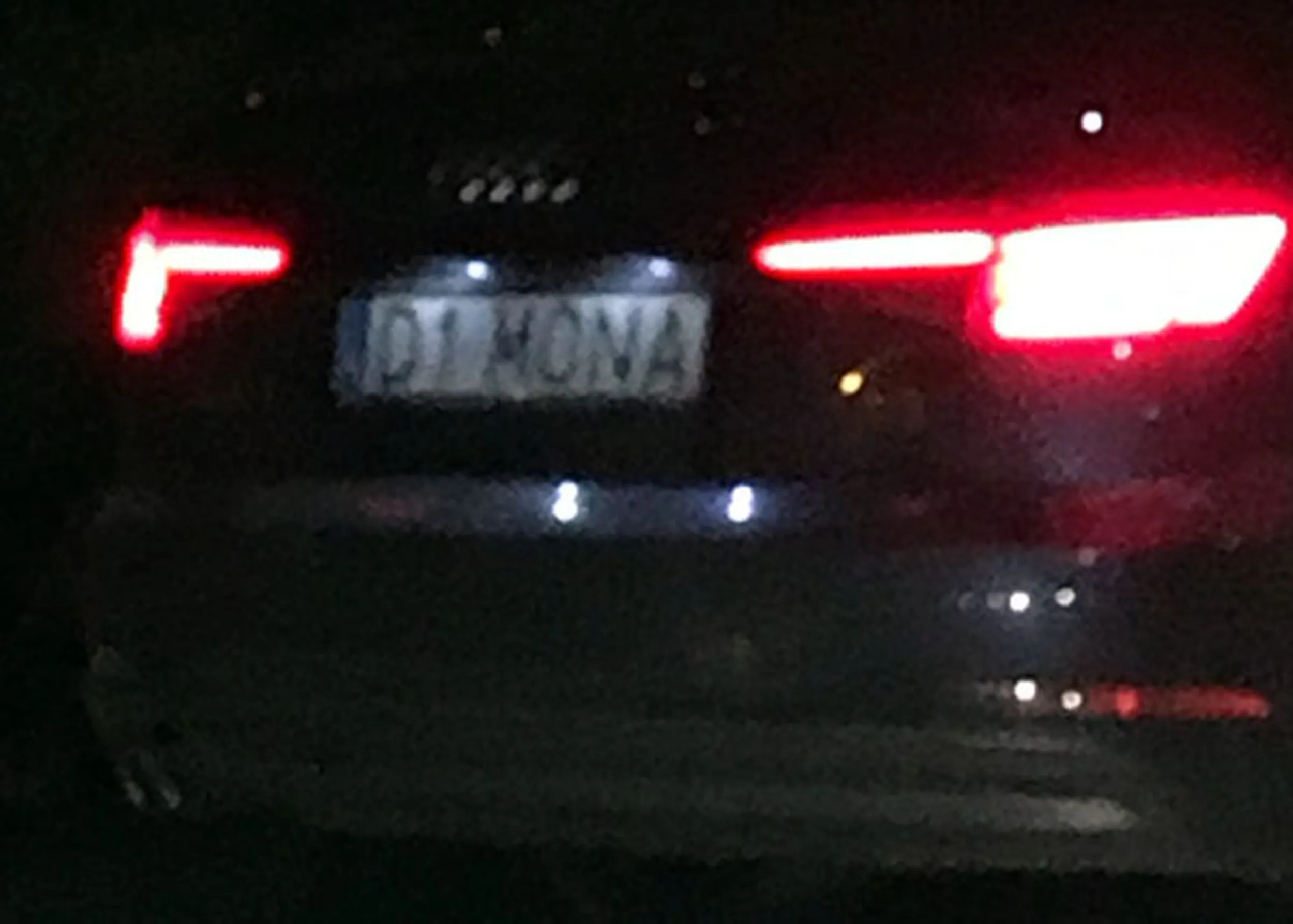 Fajny numer, blacha D1 MONA