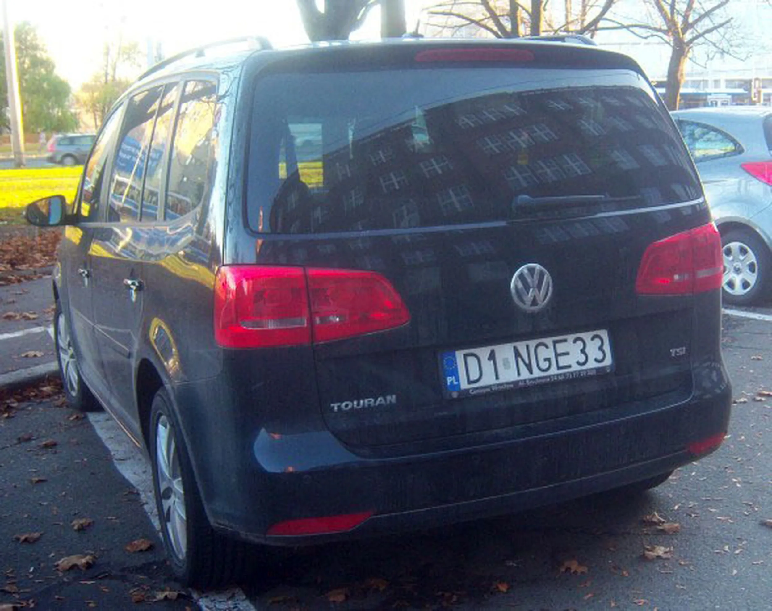 Fajny numer, blacha D1 NGE33