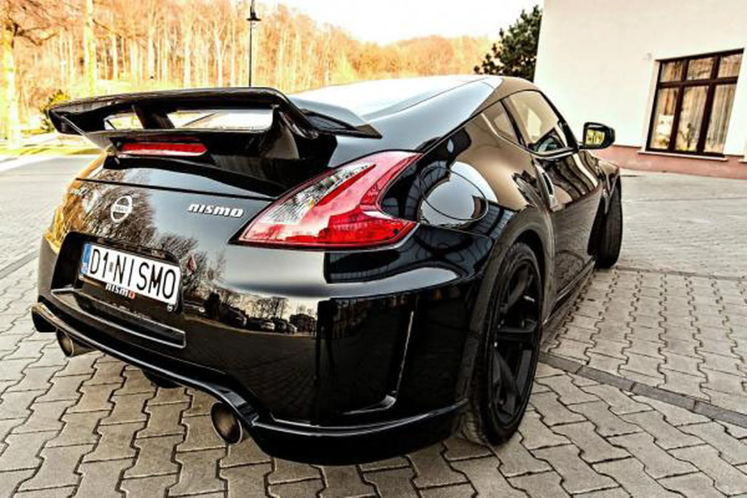 Fajny numer, blacha D1 NISMO