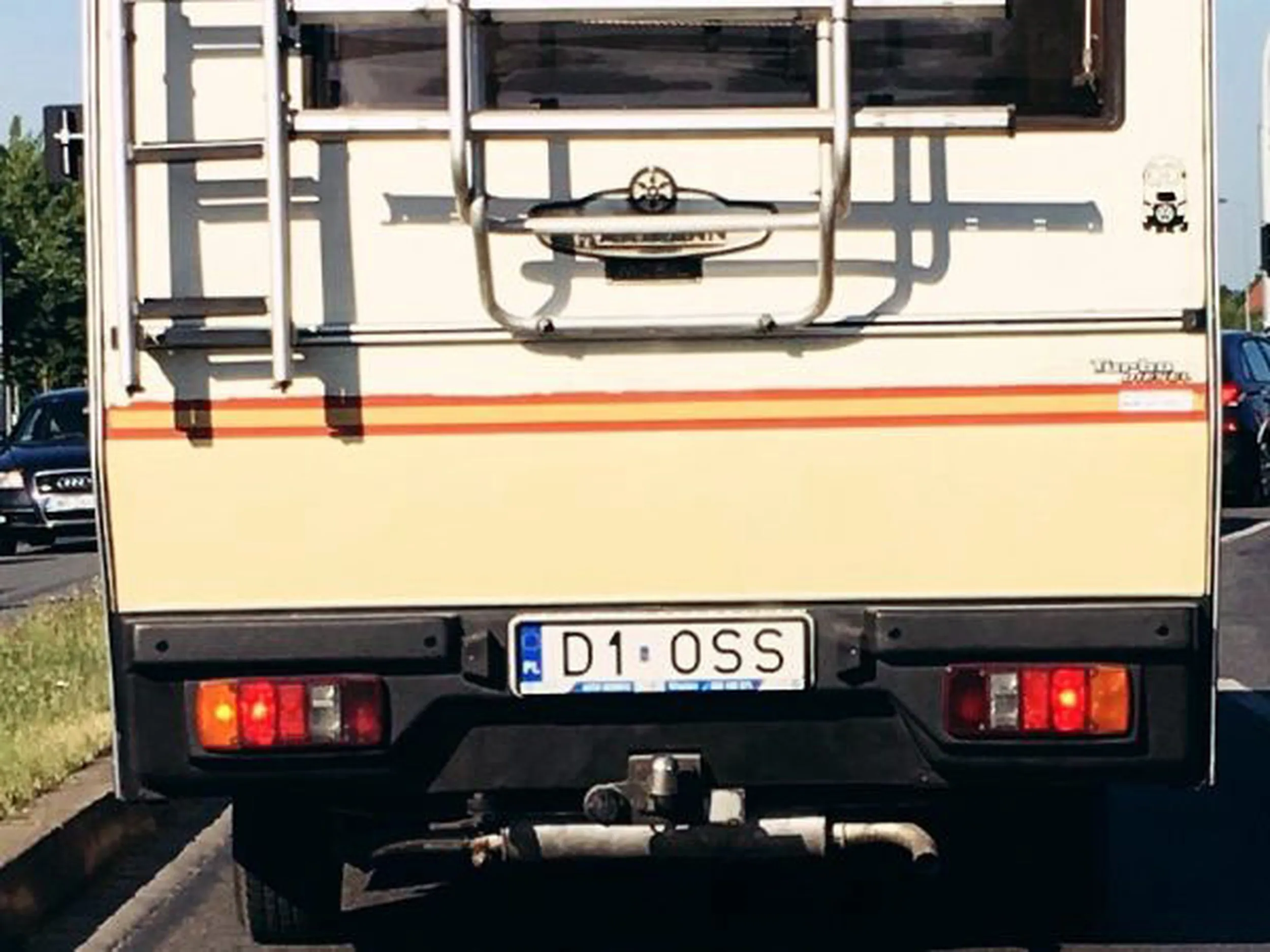 Fajny numer, blacha D1 OSS