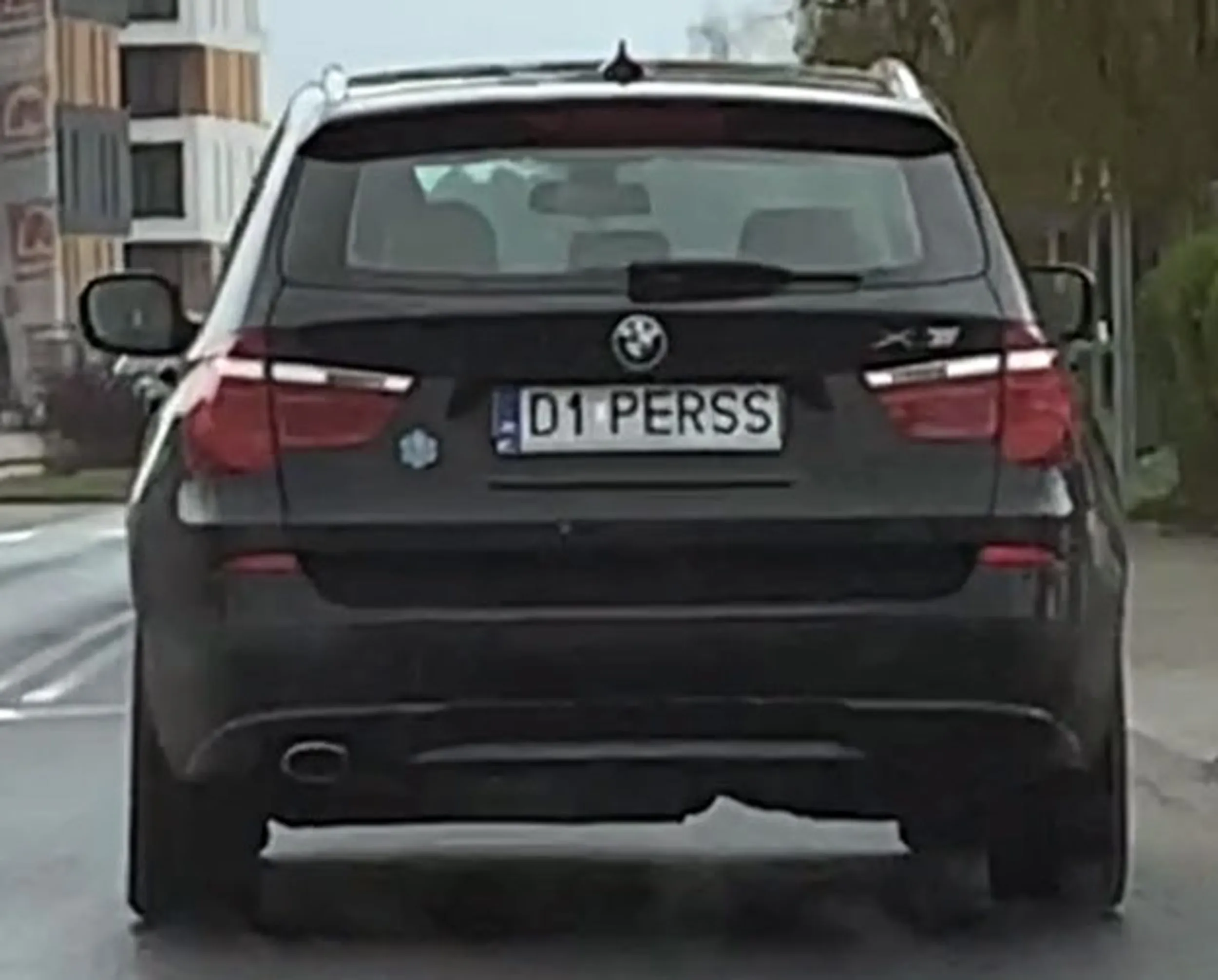 Fajny numer, blacha D1 PERSS