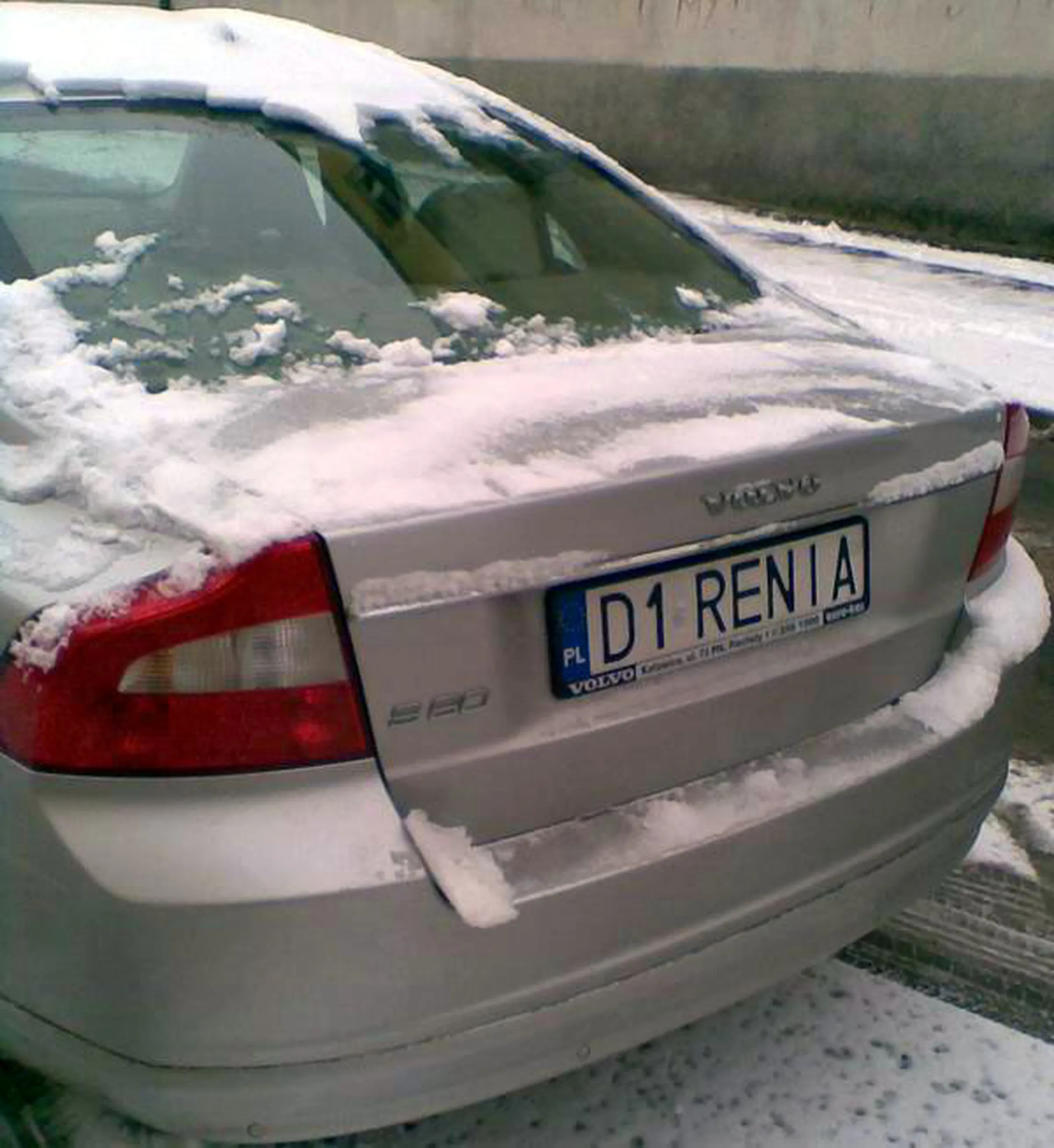 Fajny numer, blacha D1 RENIA