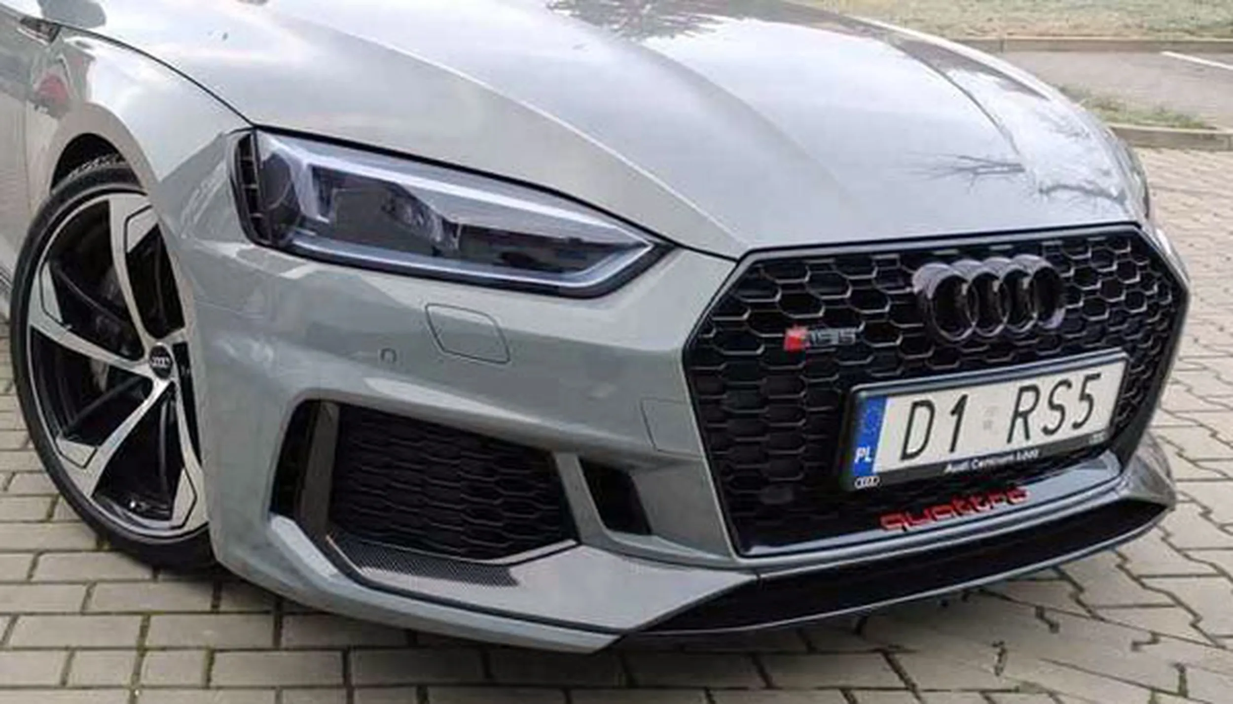 Fajny numer, blacha D1 RS5