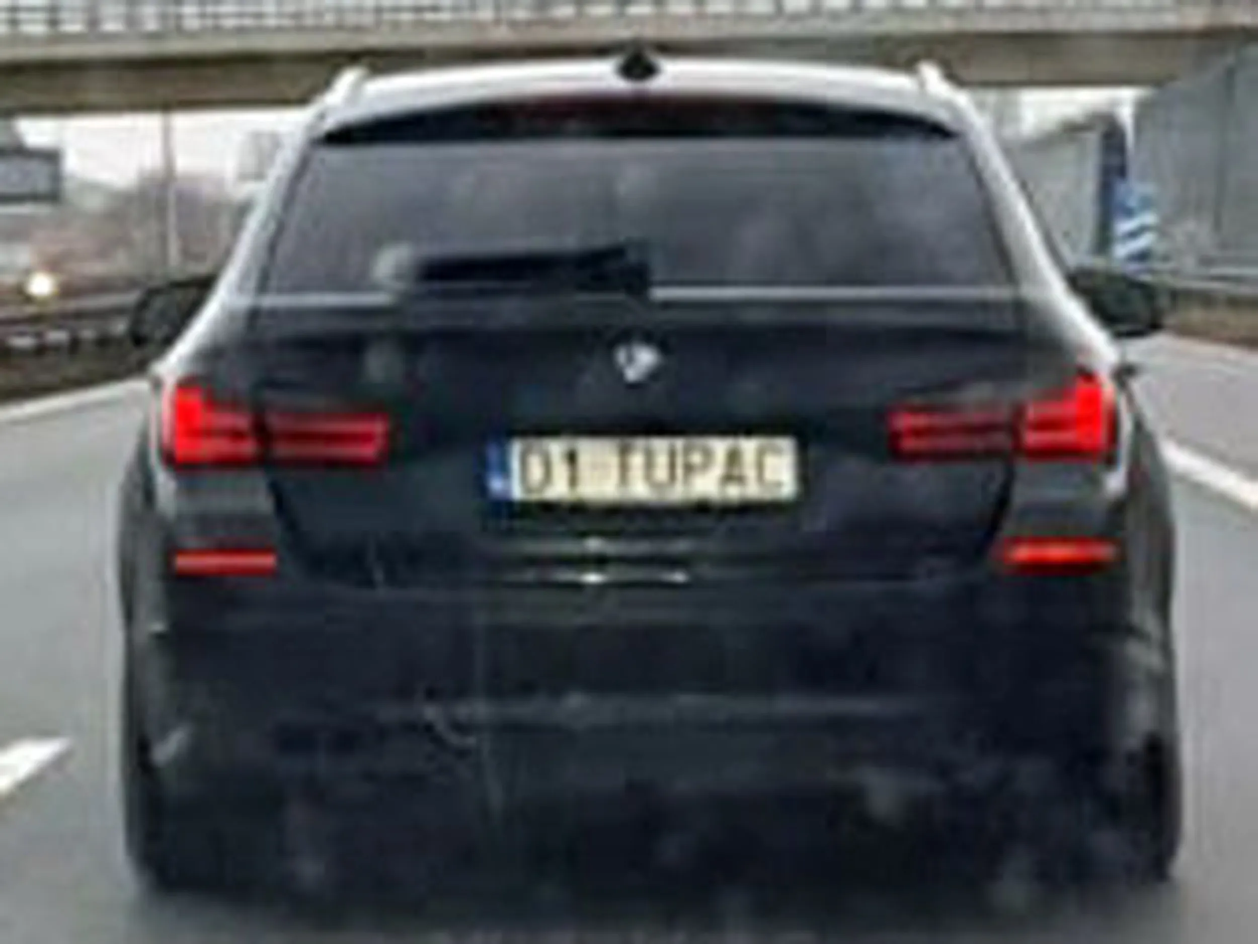 Fajny numer, blacha D1 TUPAC