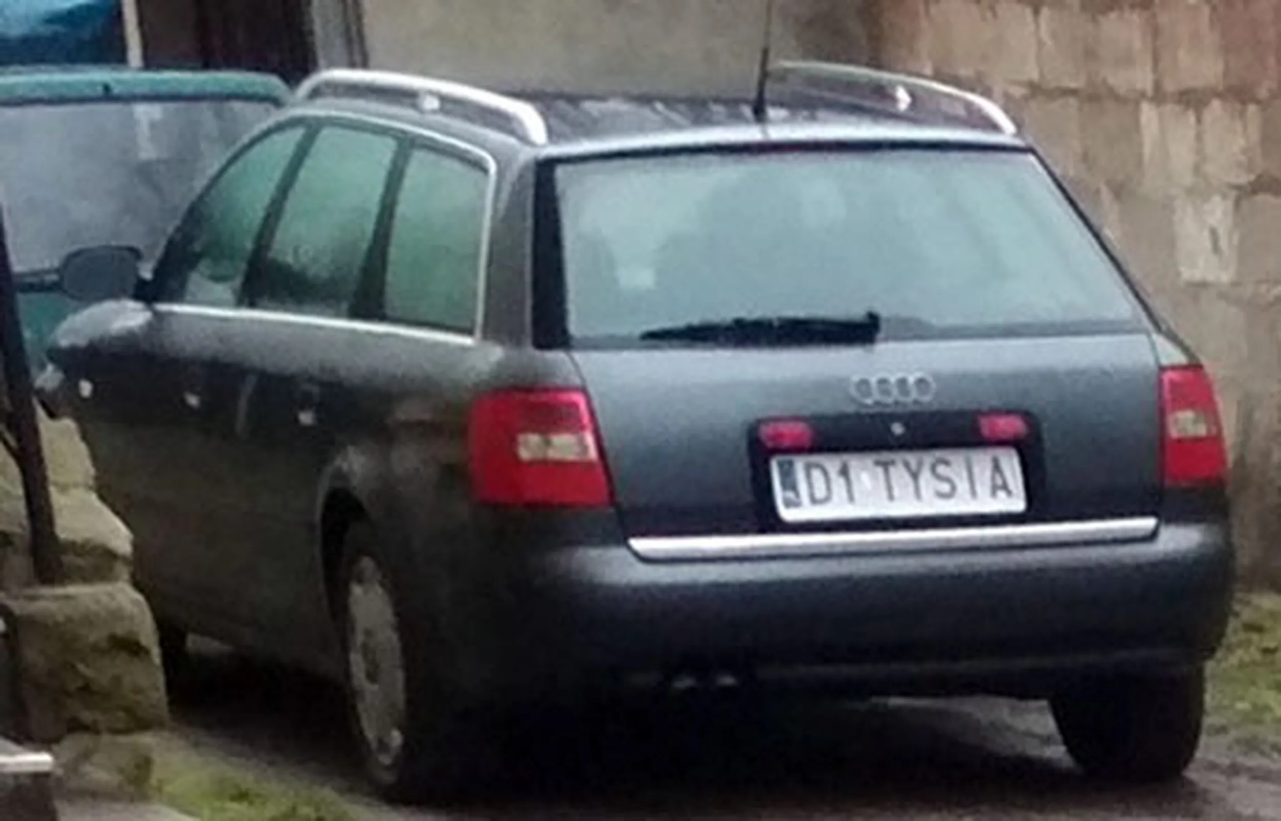 Fajny numer, blacha D1 TYSIA