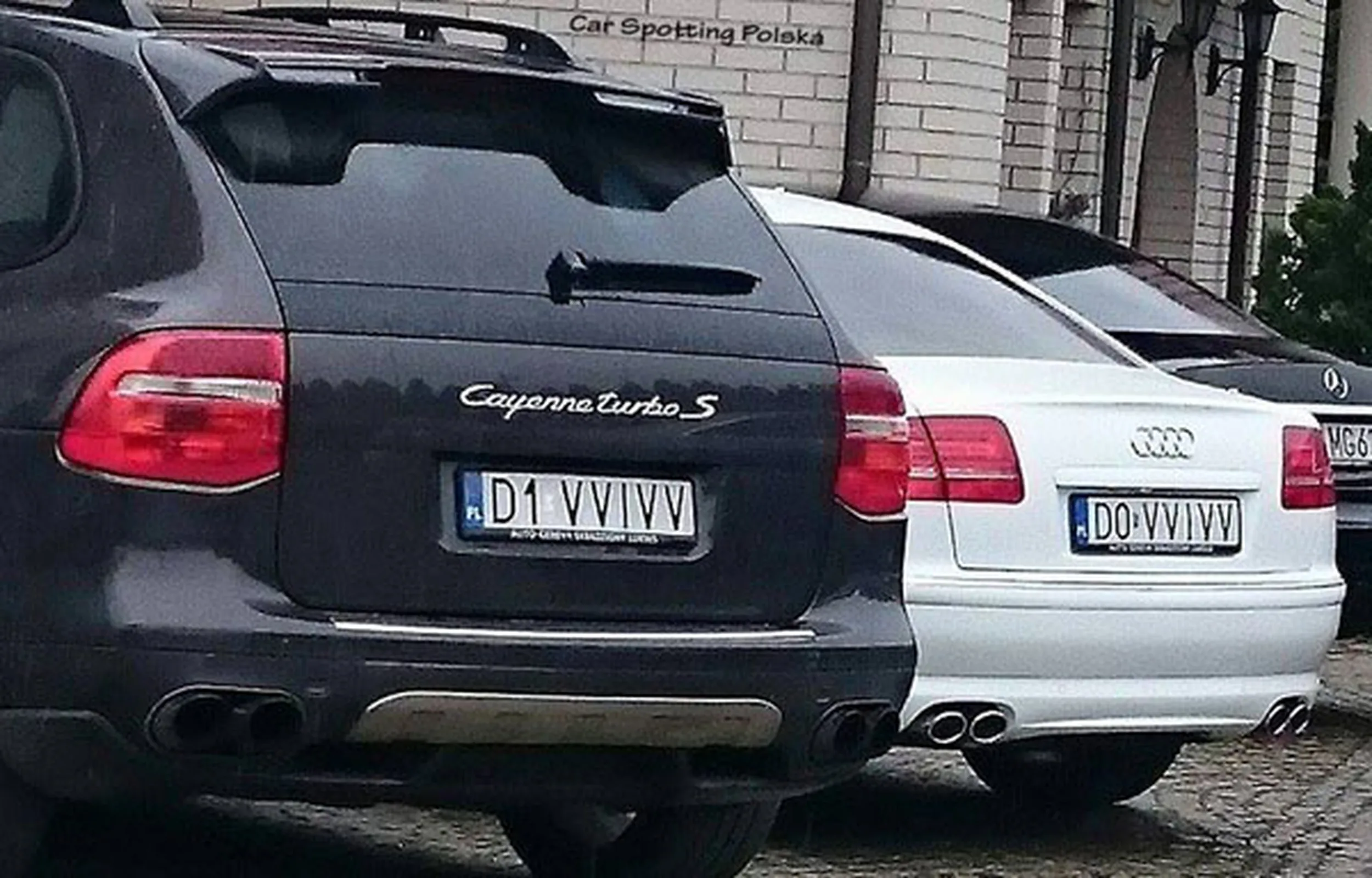 Fajny numer, blacha D1 VVIVV