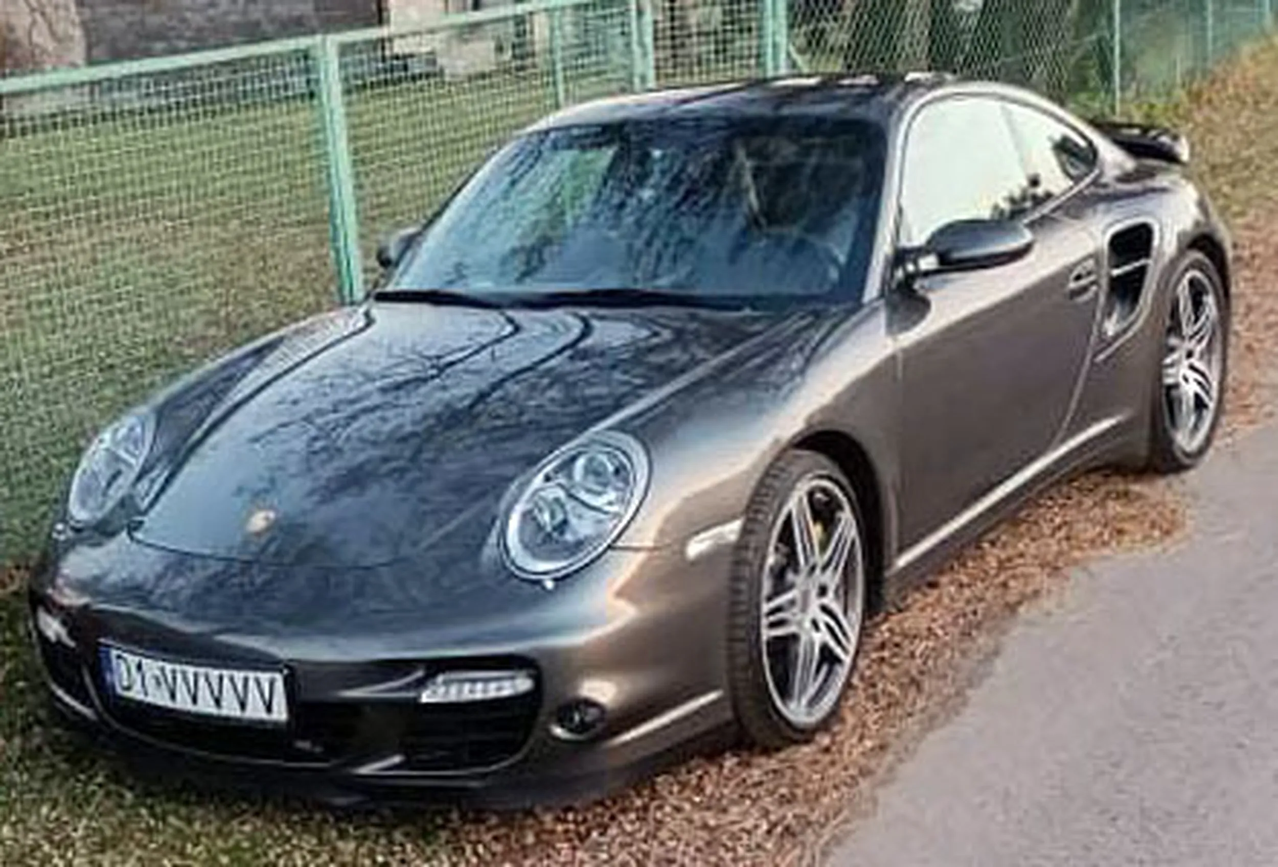 Fajny numer, blacha D1 VVVVV