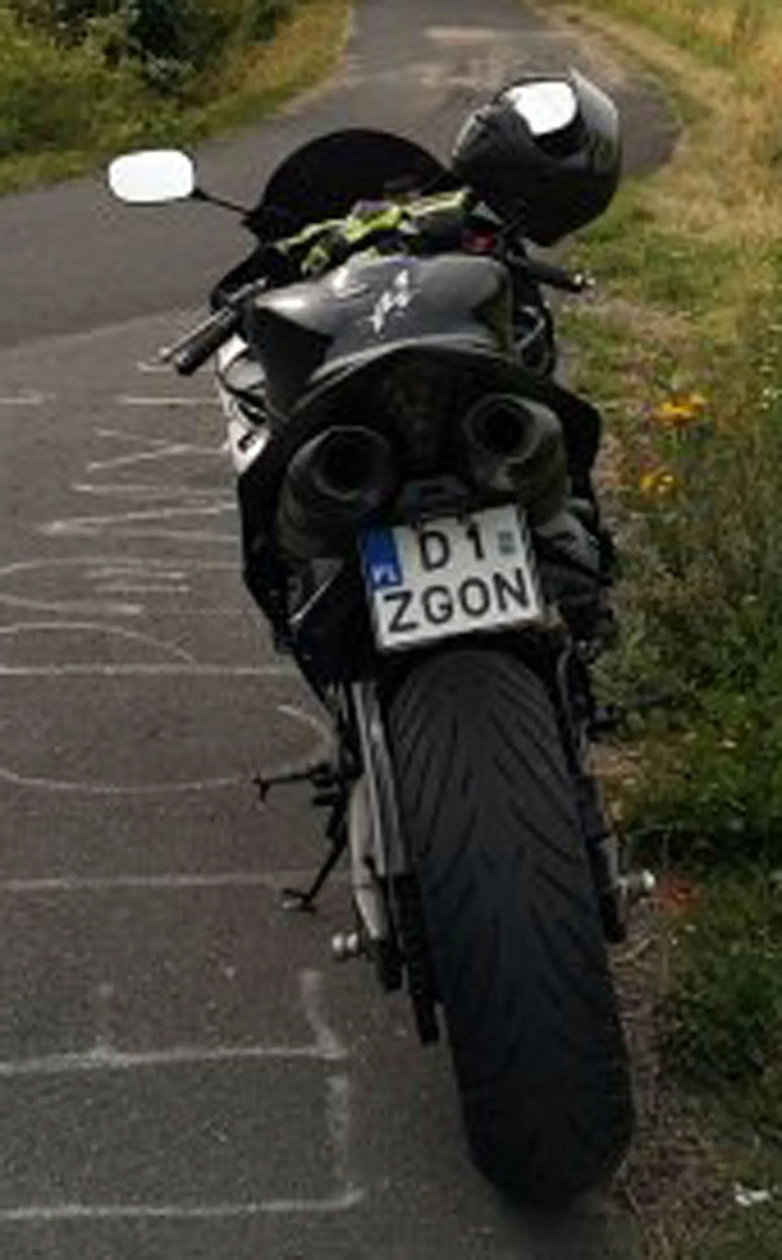 Fajny numer, blacha D1 ZGON