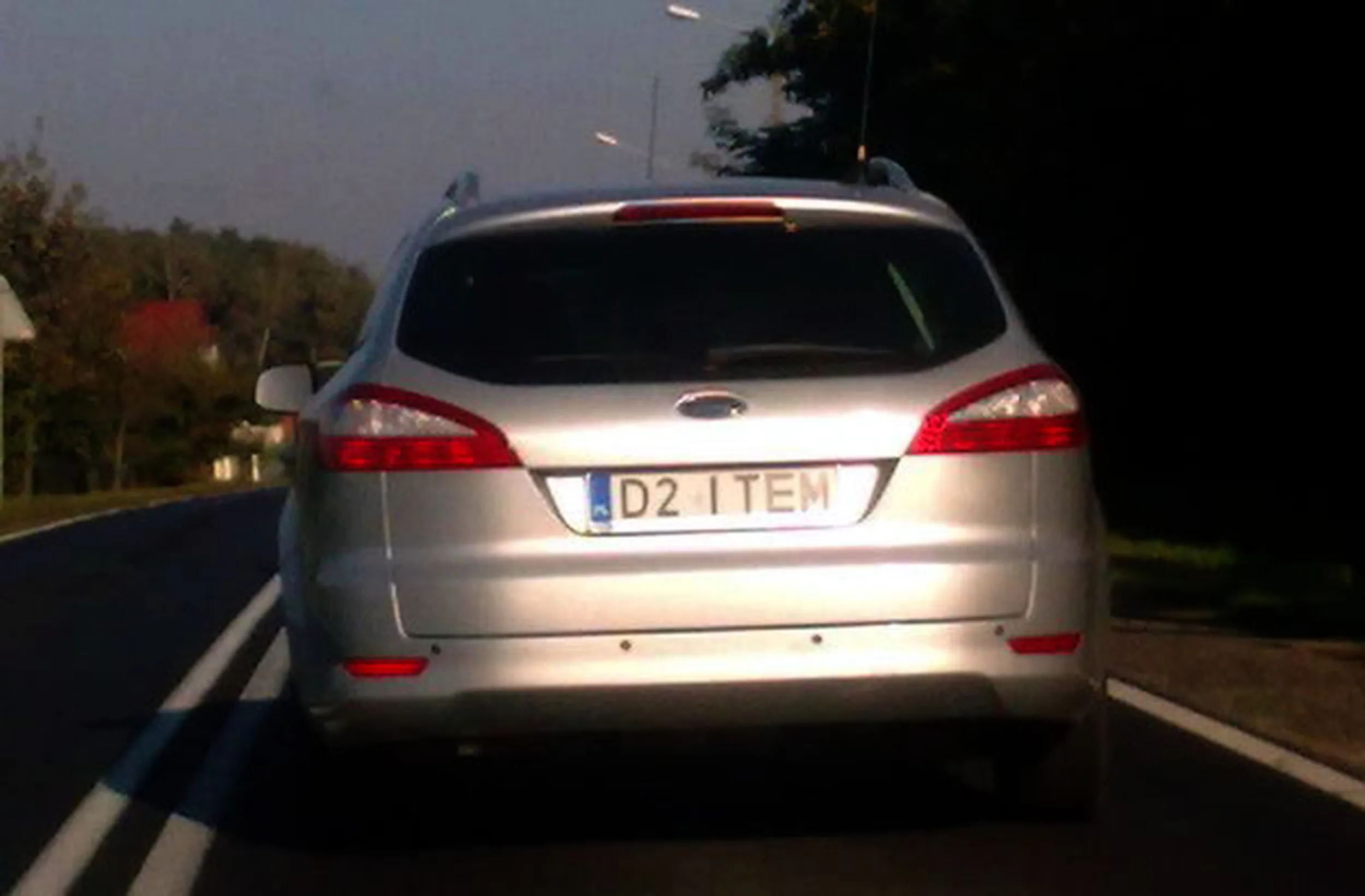 Fajny numer, blacha D2 ITEM