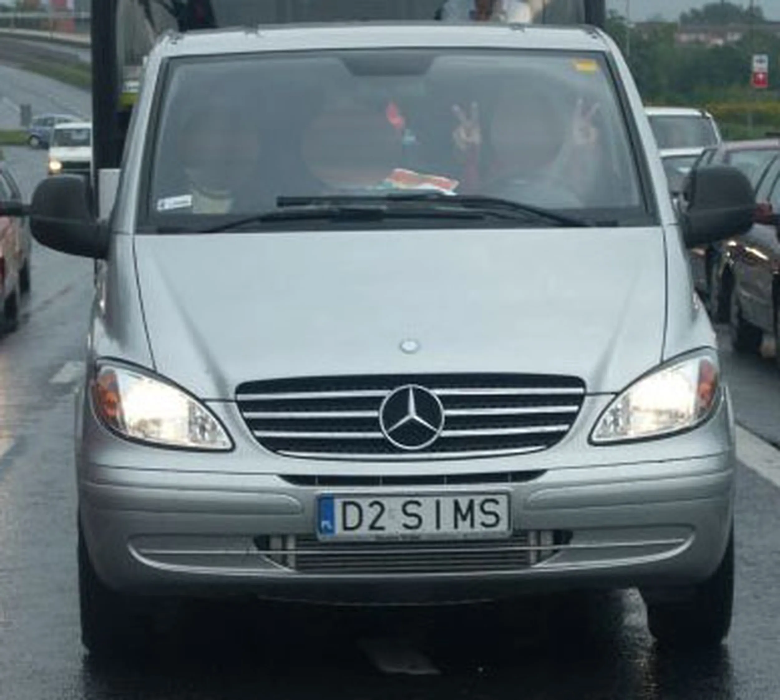 Fajny numer, blacha D2 SIMS