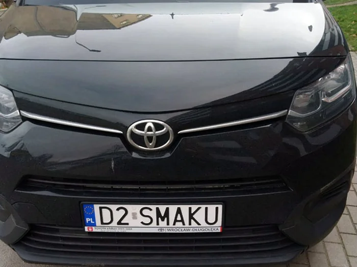 Fajny numer, blacha D2 SMAKU