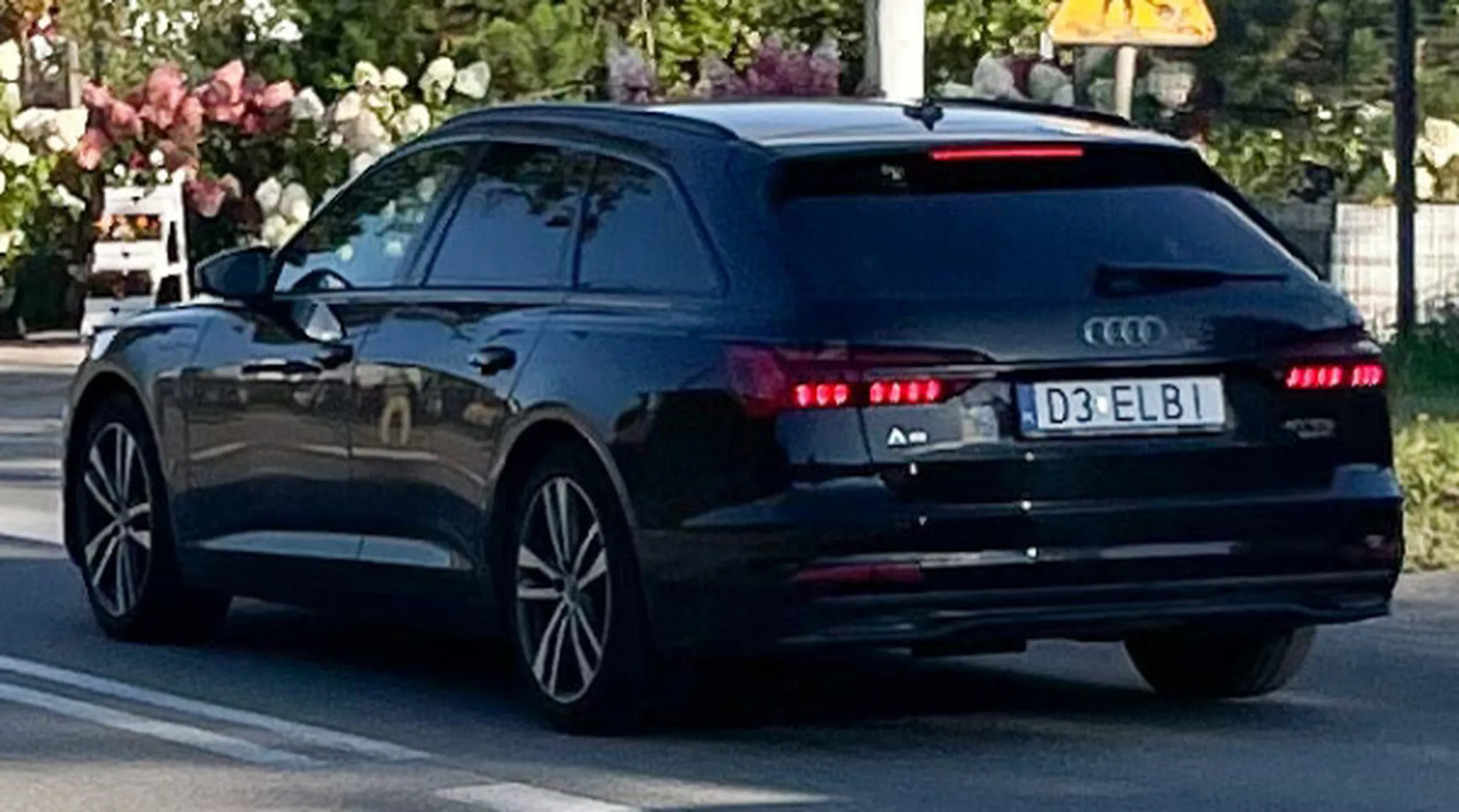 Fajny numer, blacha D3 ELBI