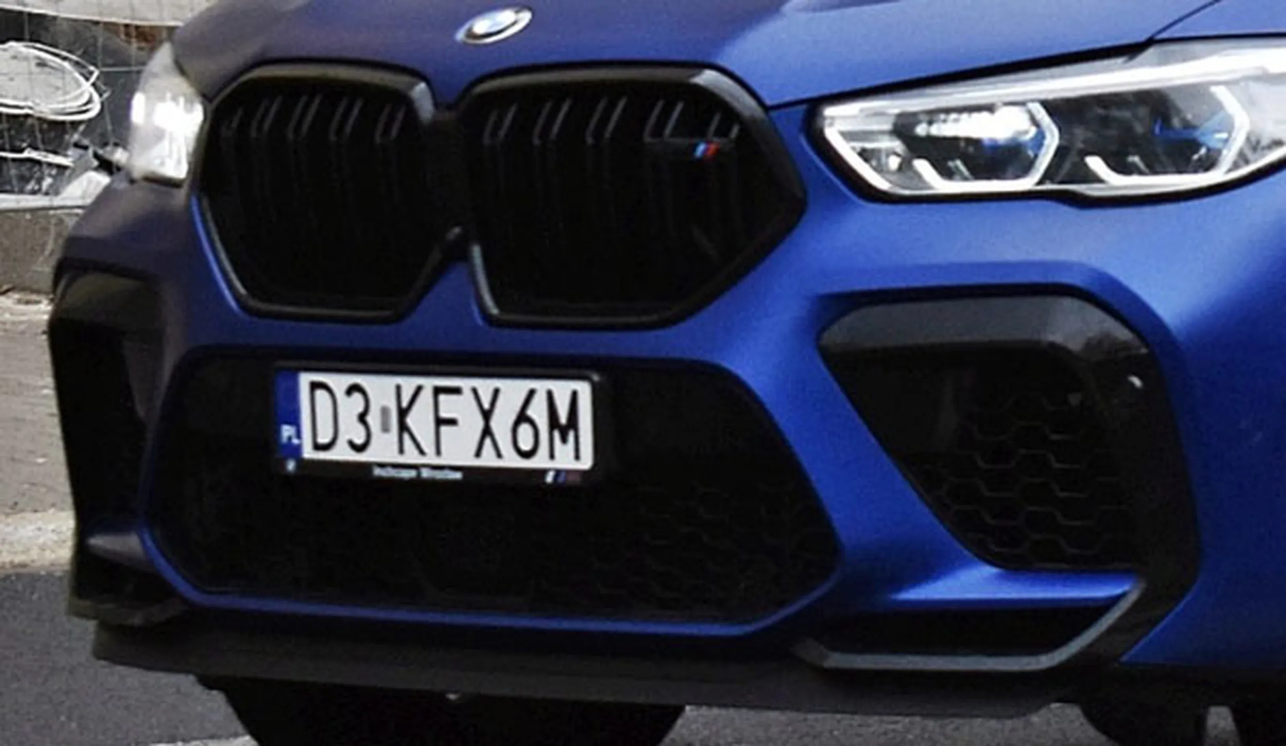 Fajny numer, blacha D3 KFX6M