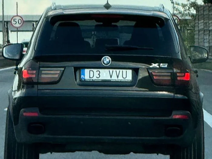 Fajny numer, blacha D3 VVU