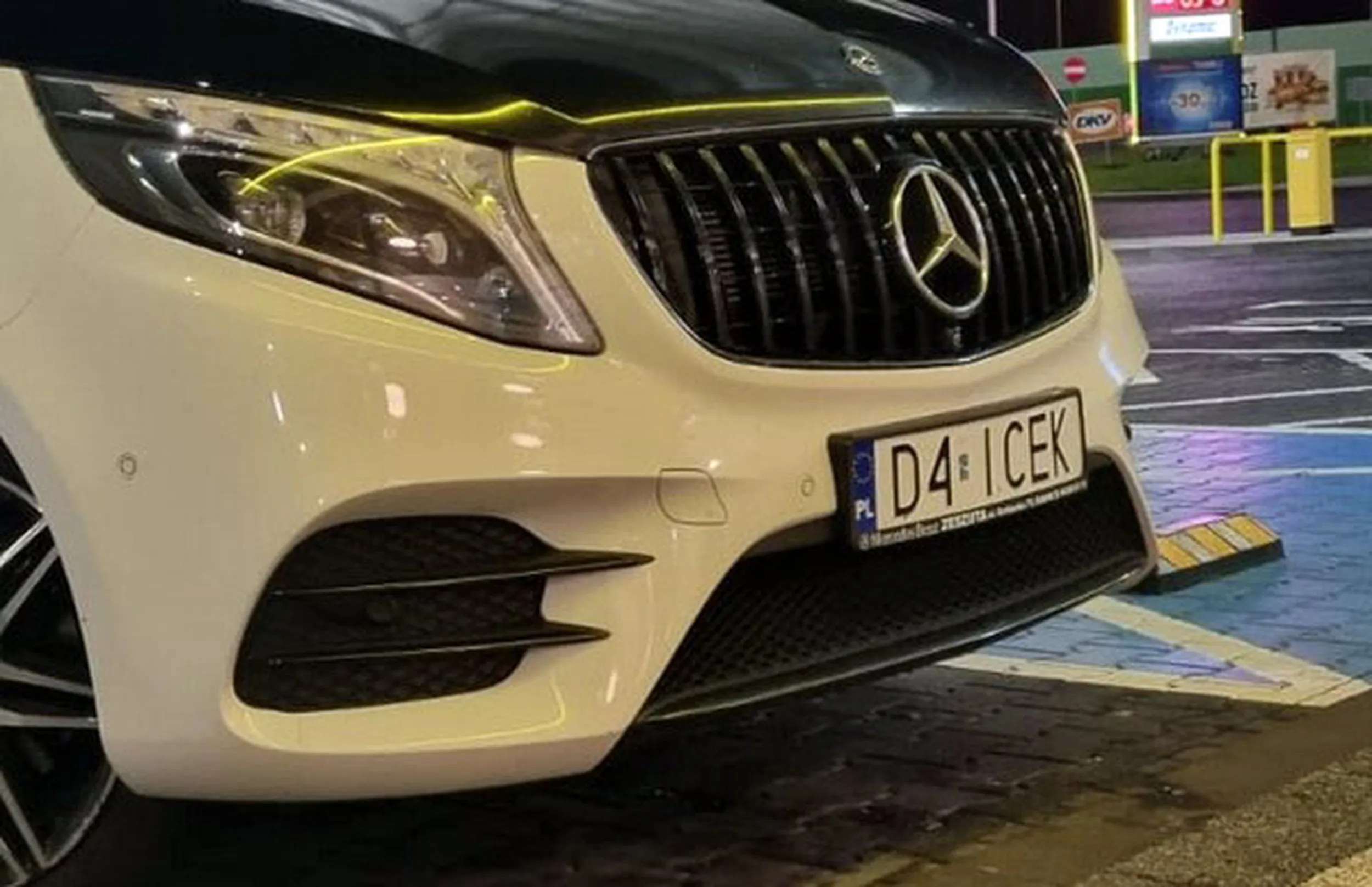 Fajny numer, blacha D4 ICEK