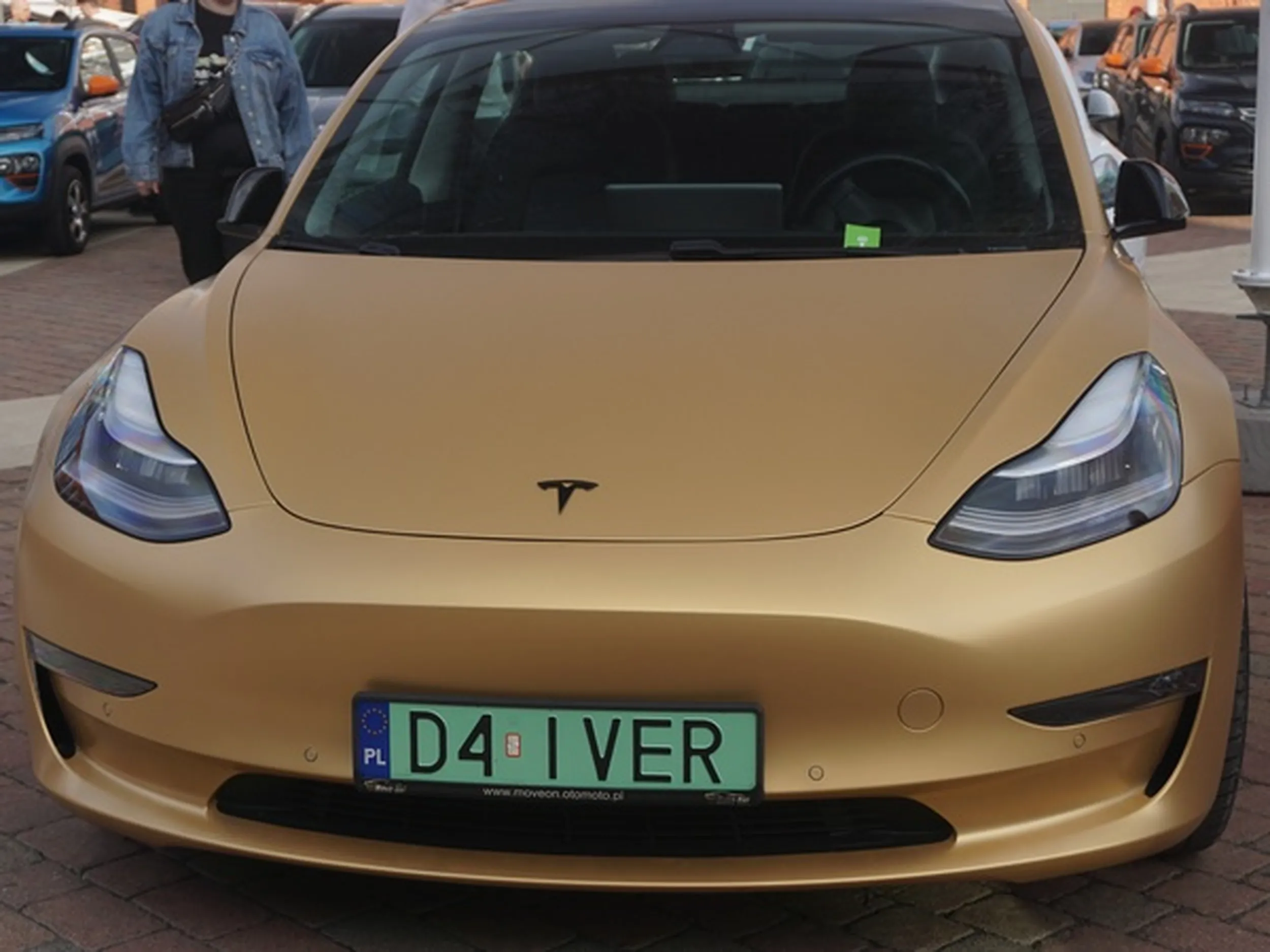 Fajny numer, blacha D4 IVER