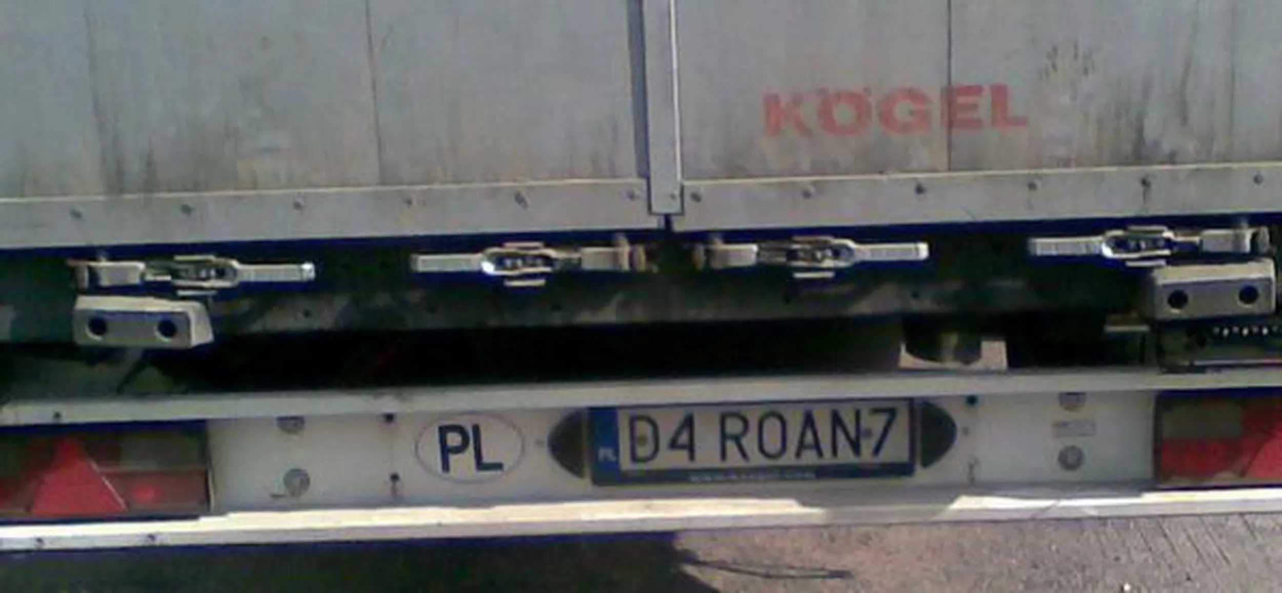 Fajny numer, blacha D4 ROAN7