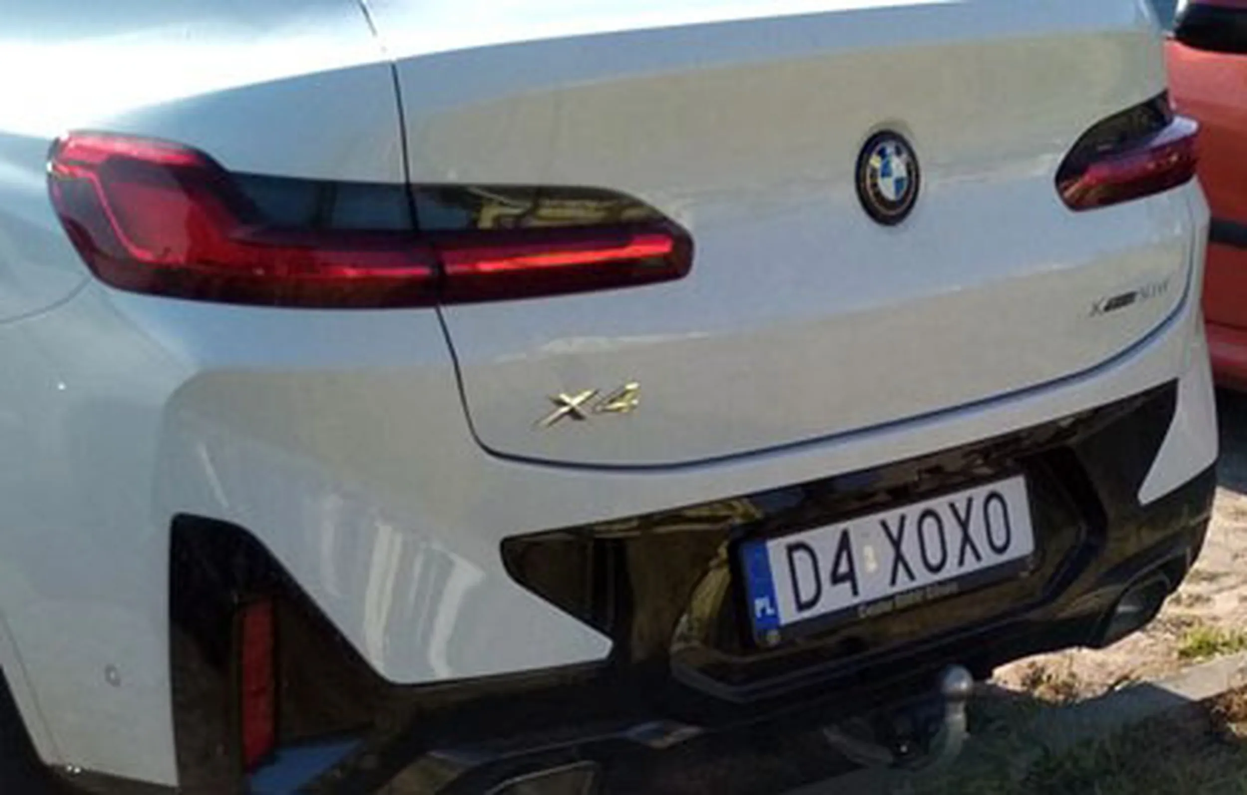 Fajny numer, blacha D4 XOXO