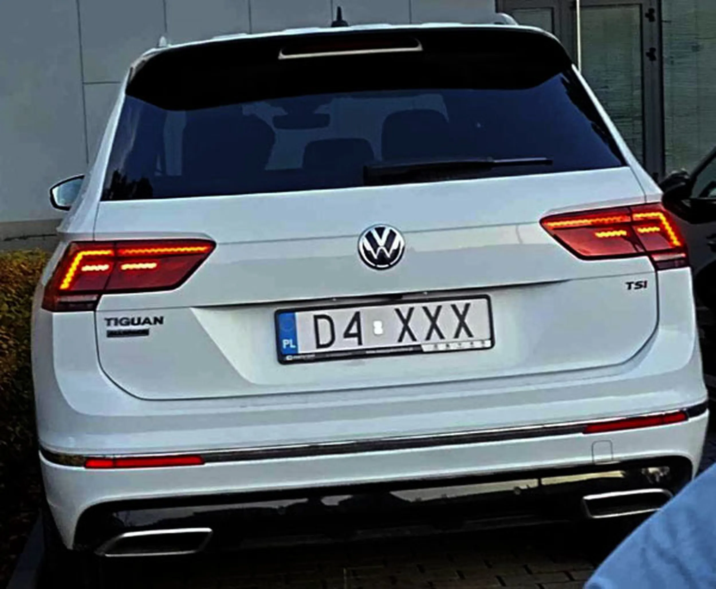 Fajny numer, blacha D4 XXX