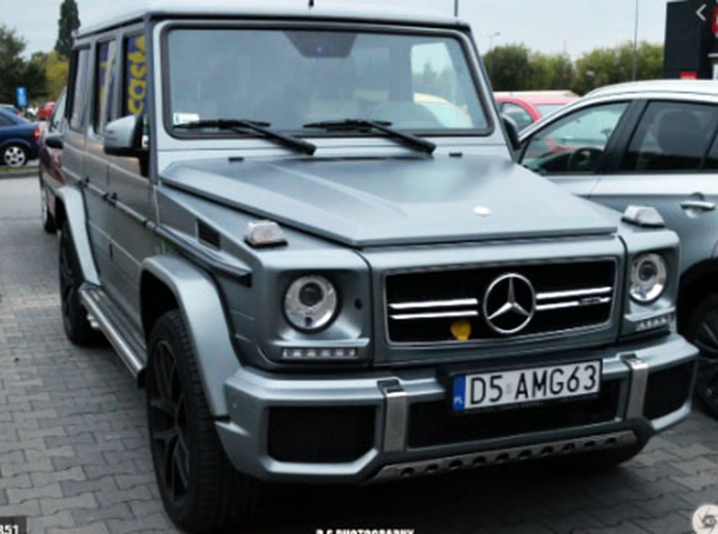 Fajny numer, blacha D5 AMG63