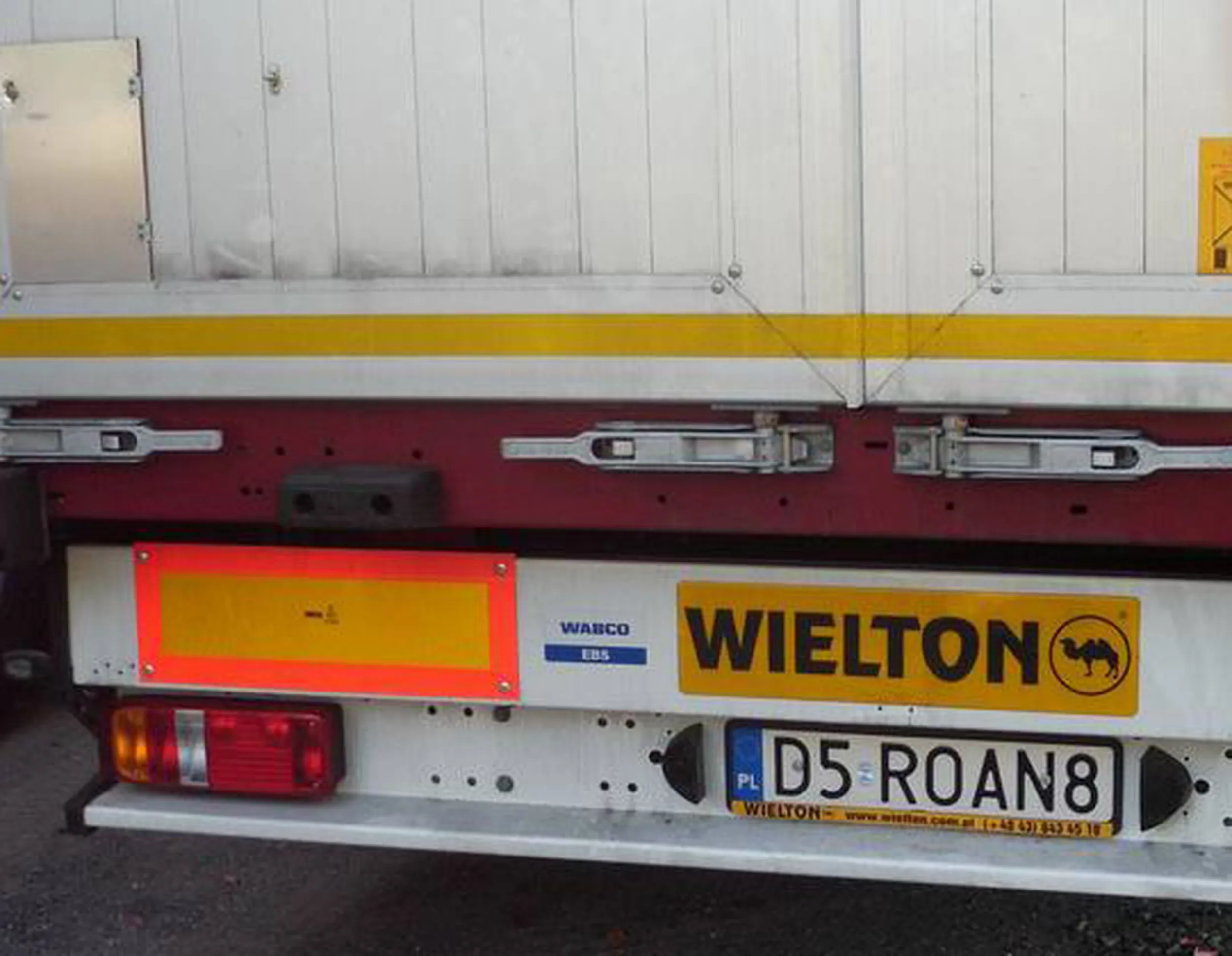 Fajny numer, blacha D5 ROAN8