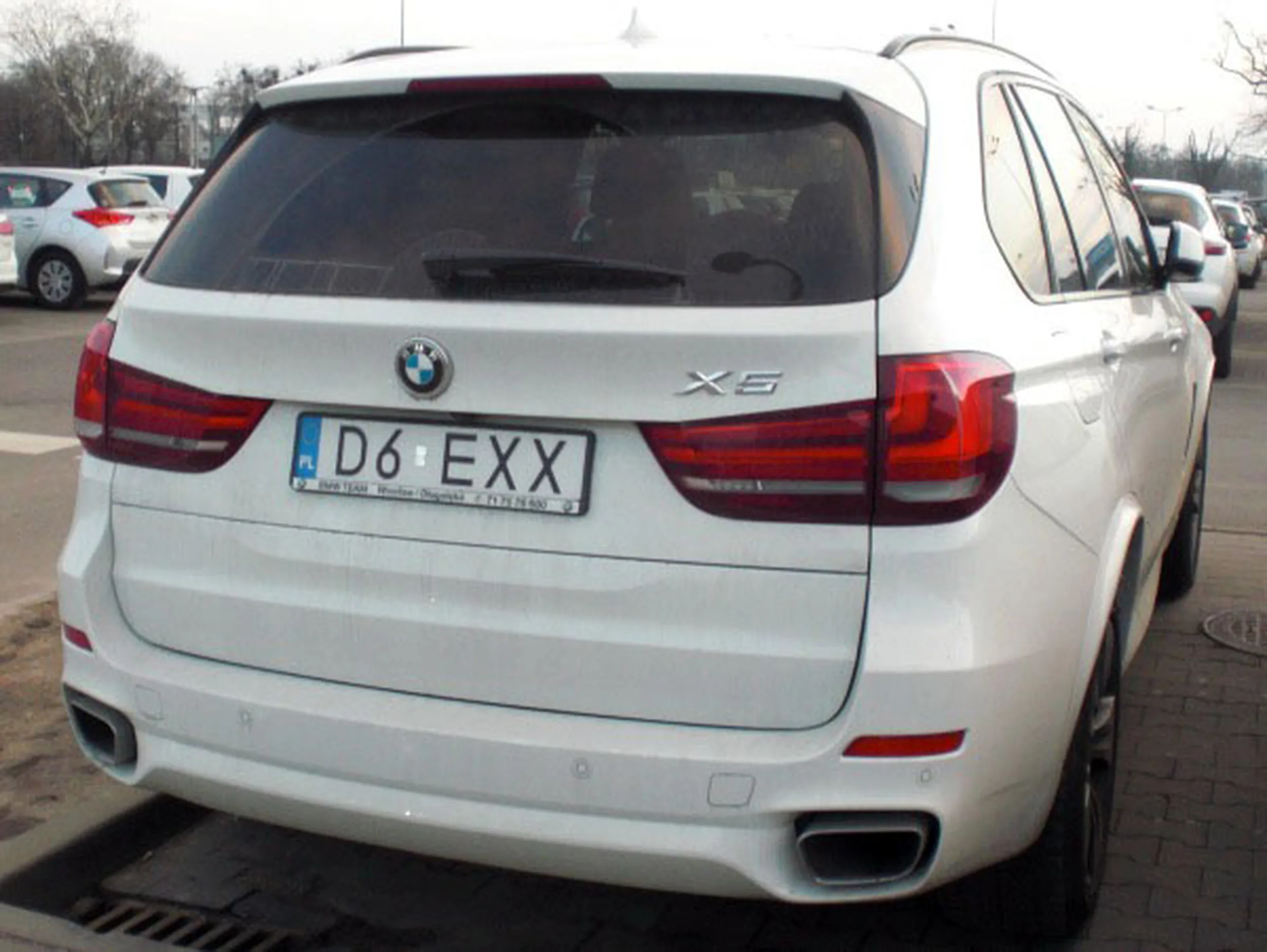 Fajny numer, blacha D6 EXX